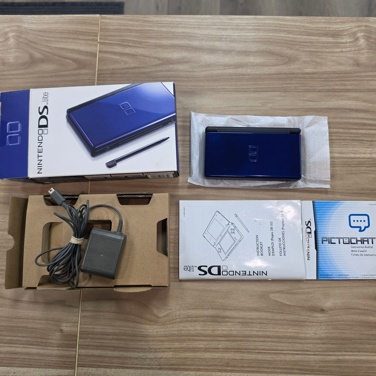 Complete in Box Nintendo DS Lite Blue/Black Handheld Console