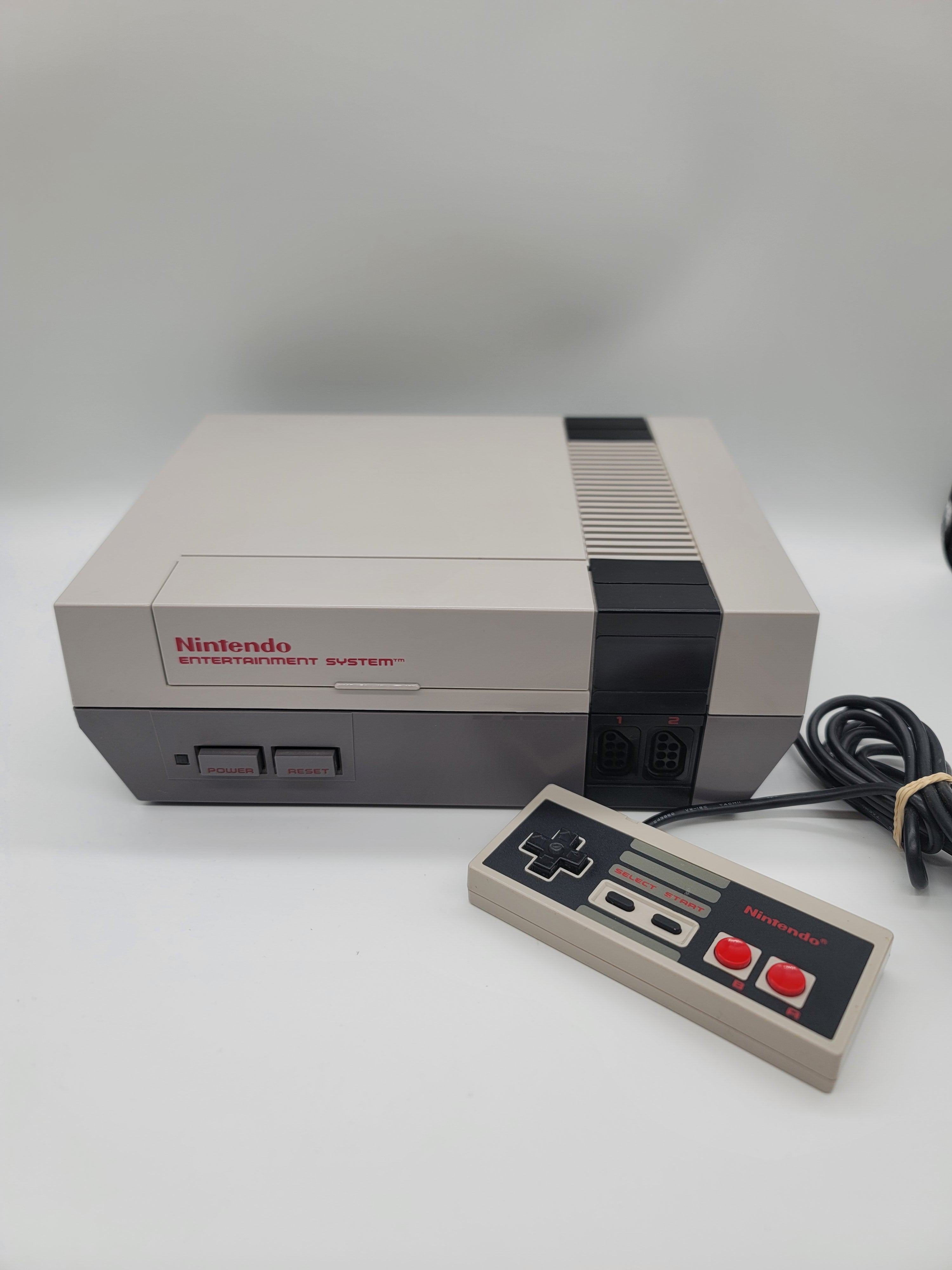 Nintendo NES Console Bundle