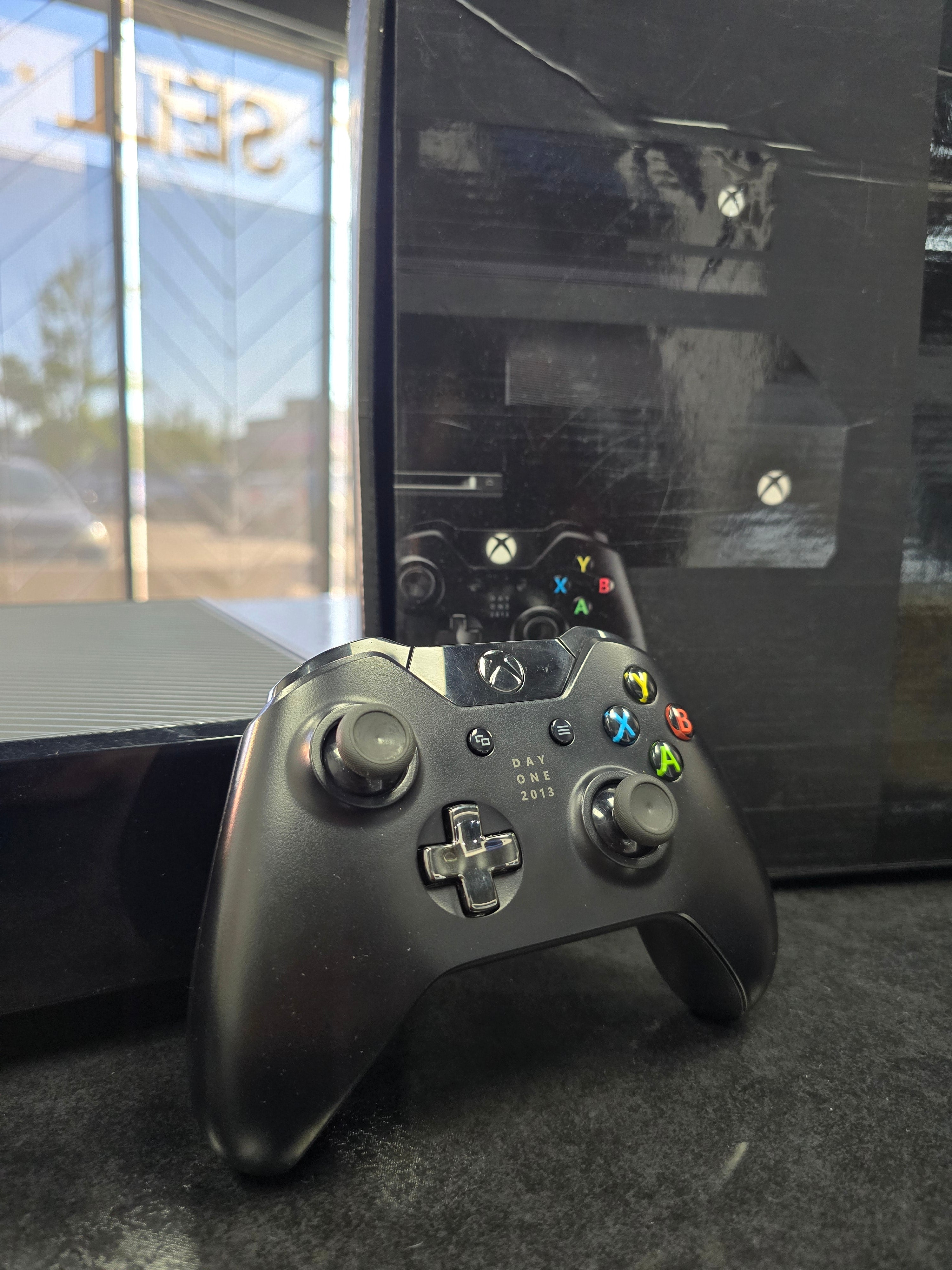 Microsoft Xbox One Day One Edition Black Console Bundle