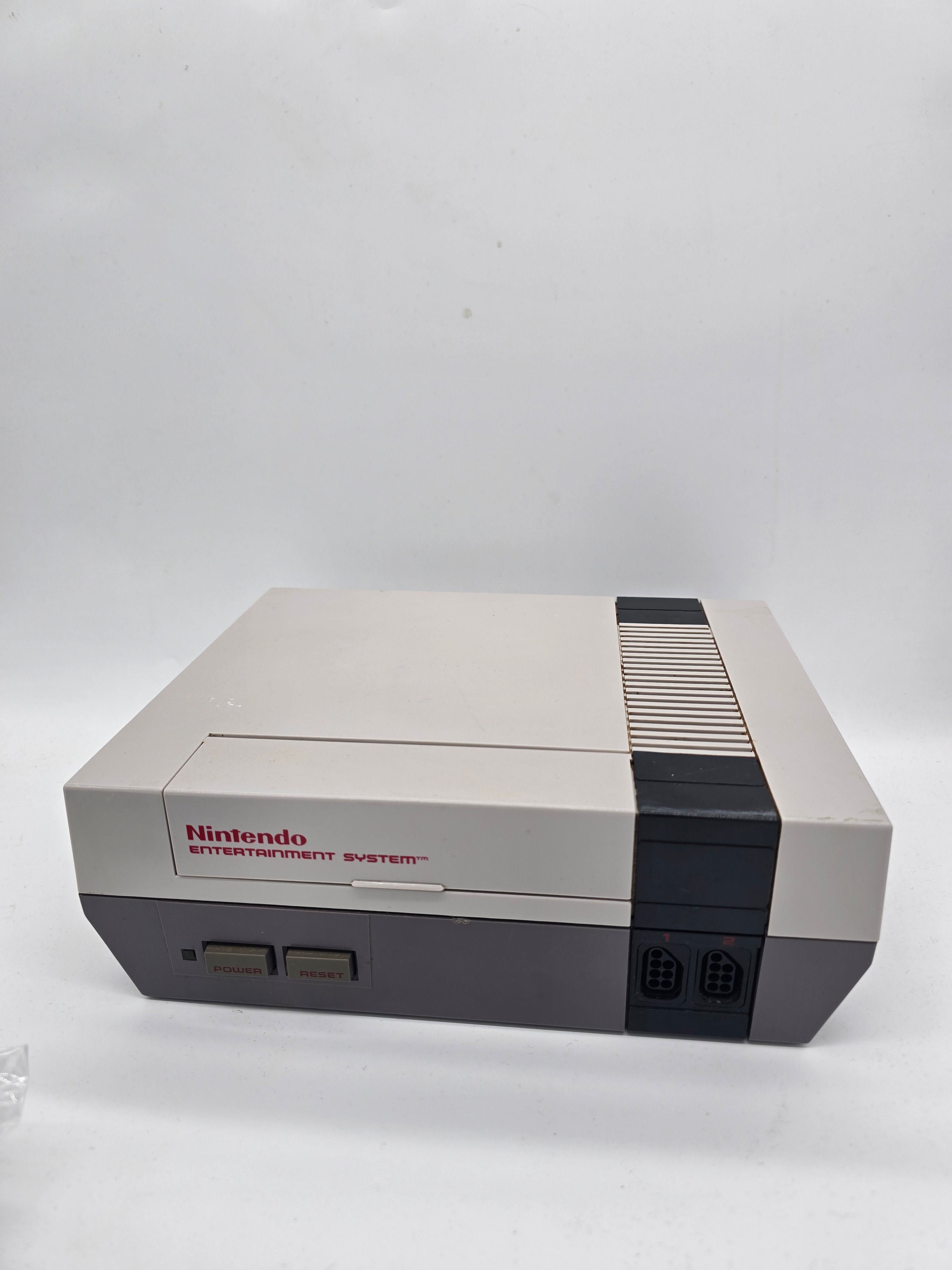 **HDMI** Nintendo NES Console Bundle with HDMI Output