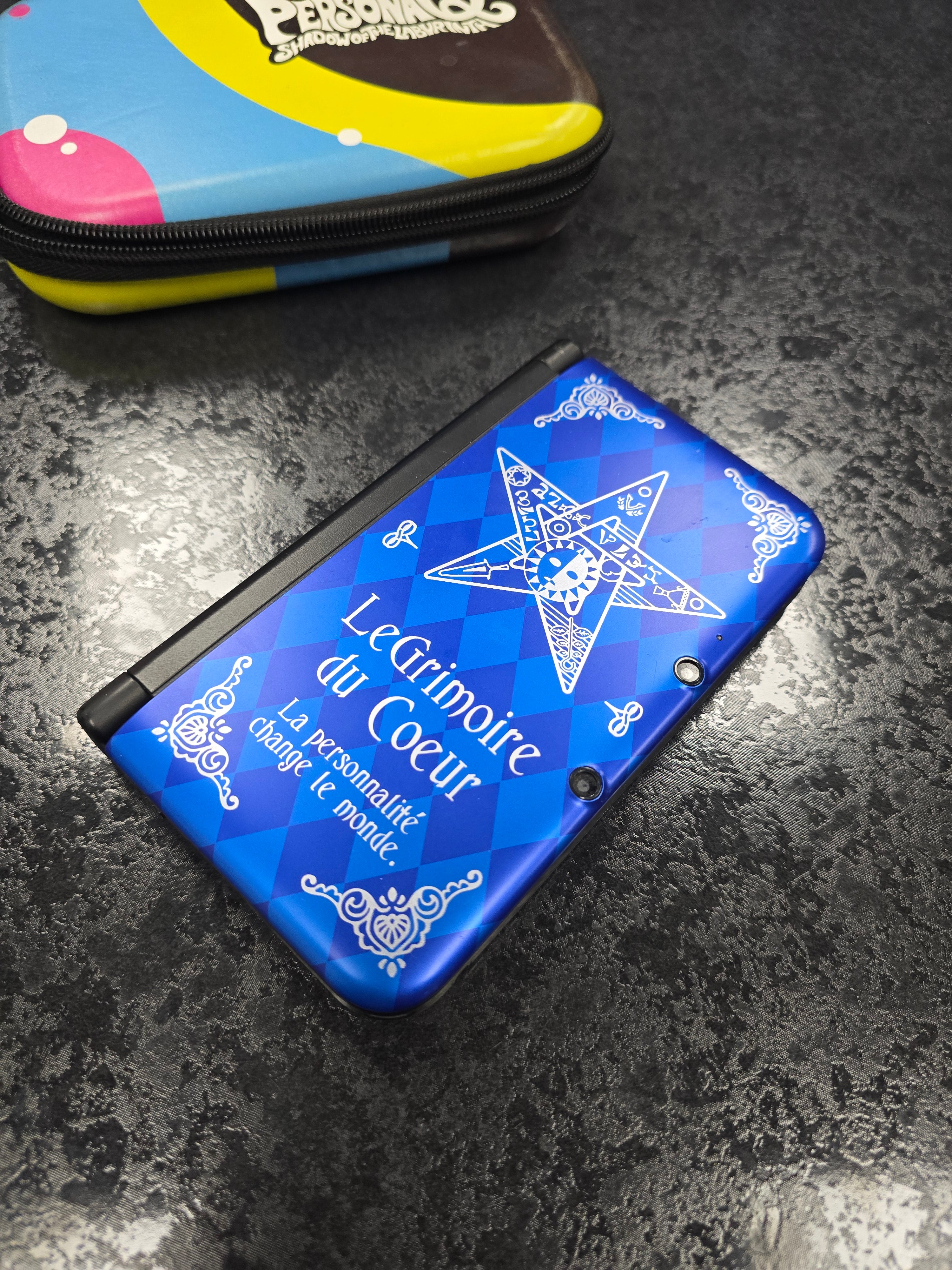 Nintendo 3DS XL Persona Q Edition US version with Matching Case