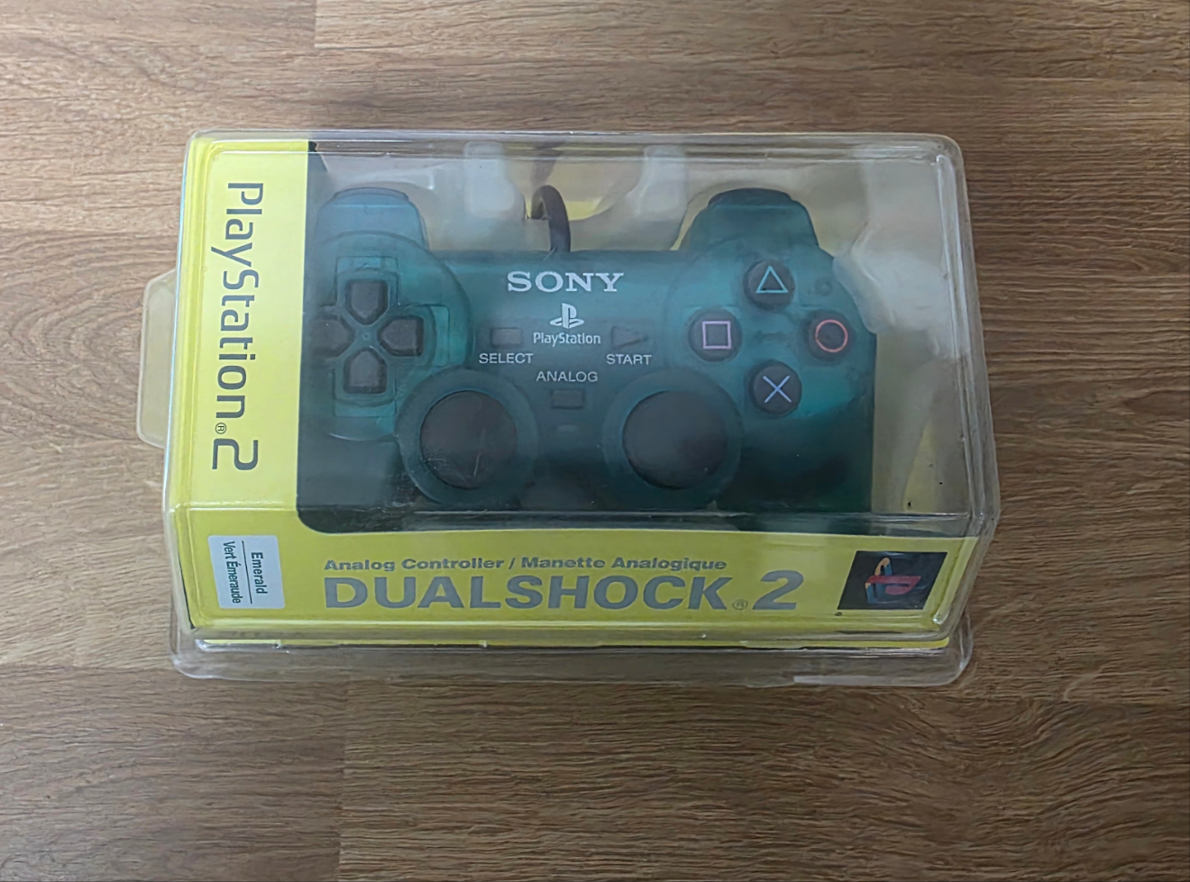 Sony PlayStation 2 PS2 DualShock 2 Clear Emerald Green Controller CIB