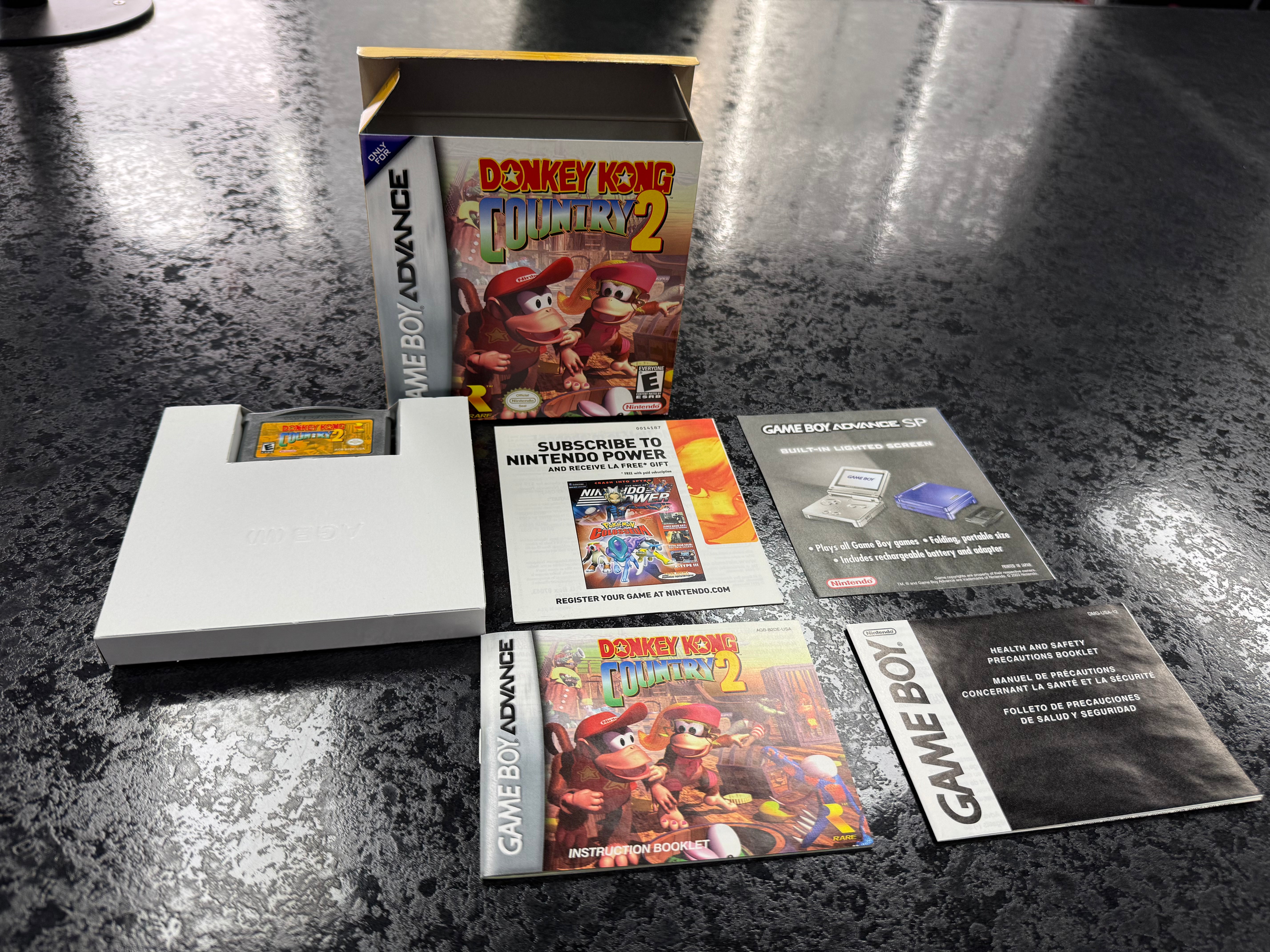 Donkey Kong Country 2 - Nintendo Game Boy Advance