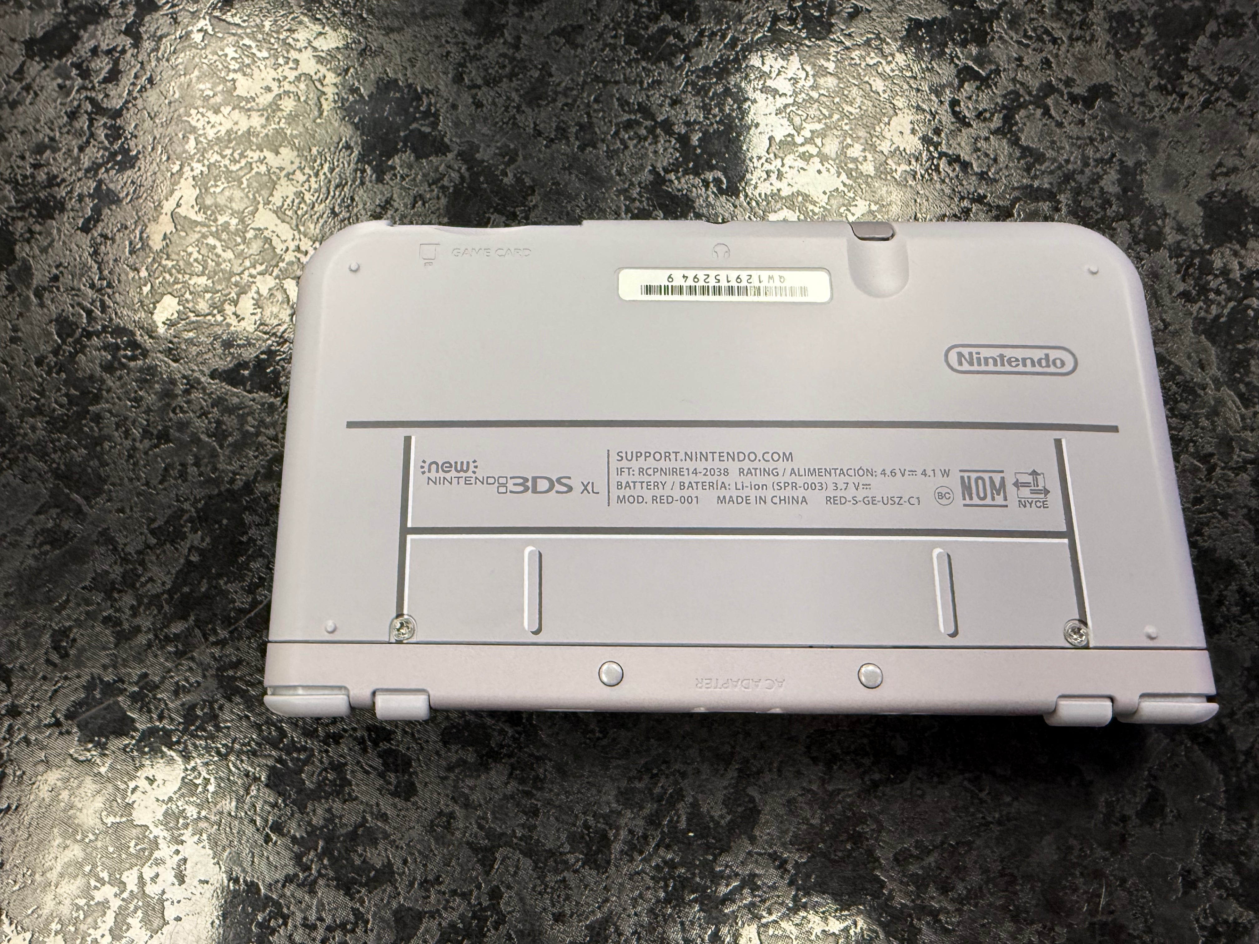 New Nintendo 3DS XL: Super NES Edition