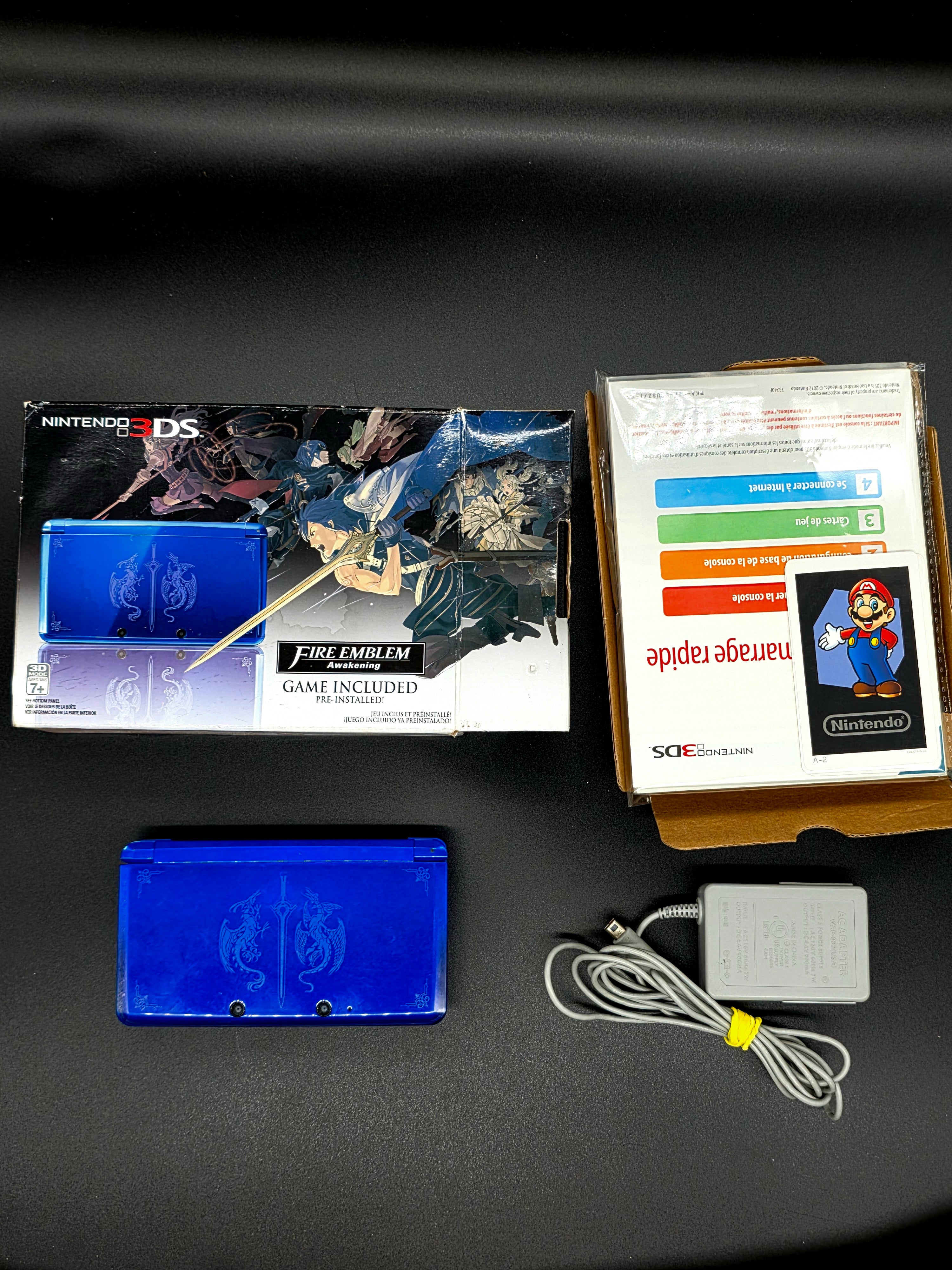 Nintendo 3DS Blue Fire Emblem Awakening Limited Edition