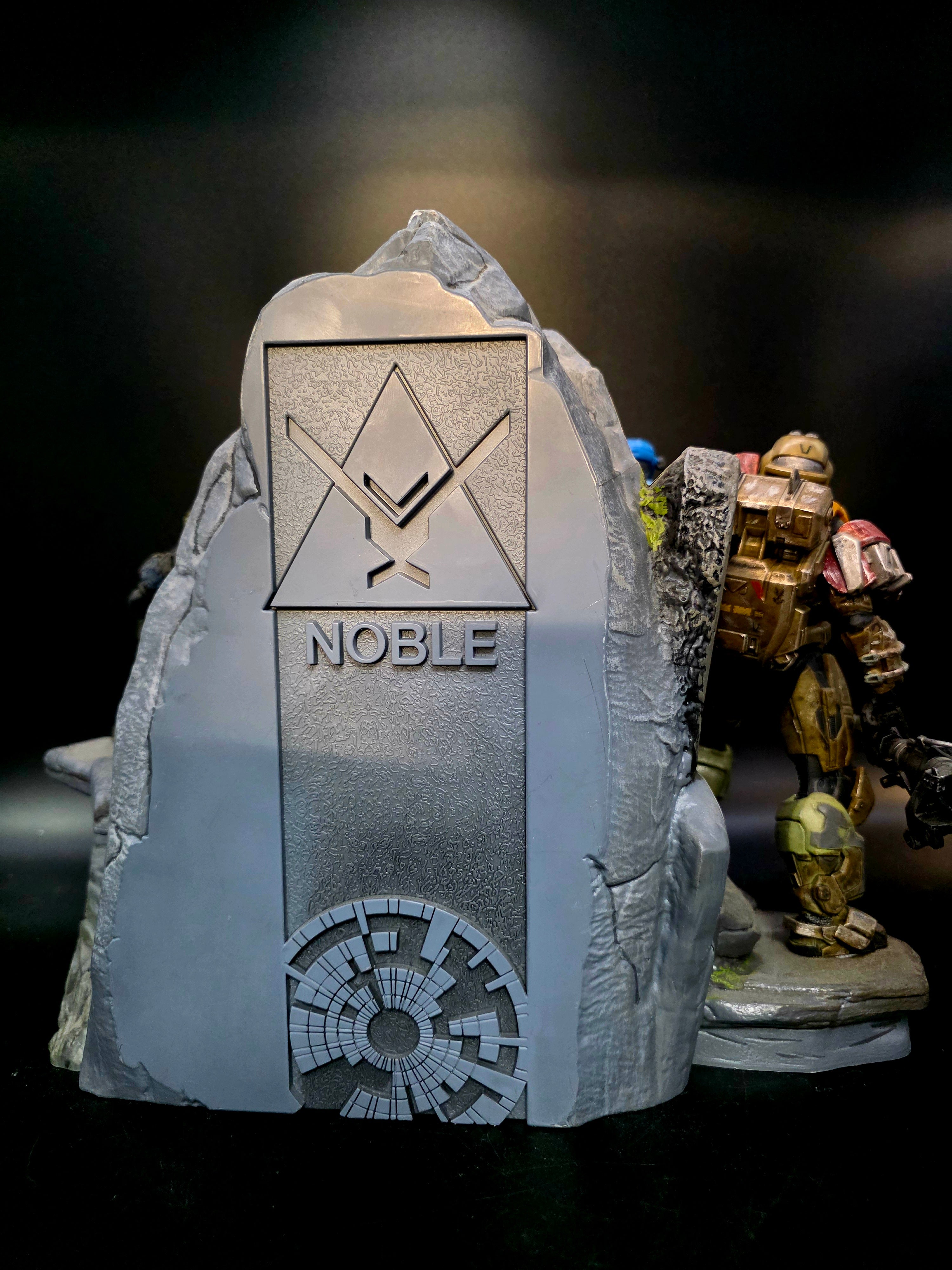 Halo Spartan Reach Noble Team Legendary Limited Edition - Microsoft Xbox 360