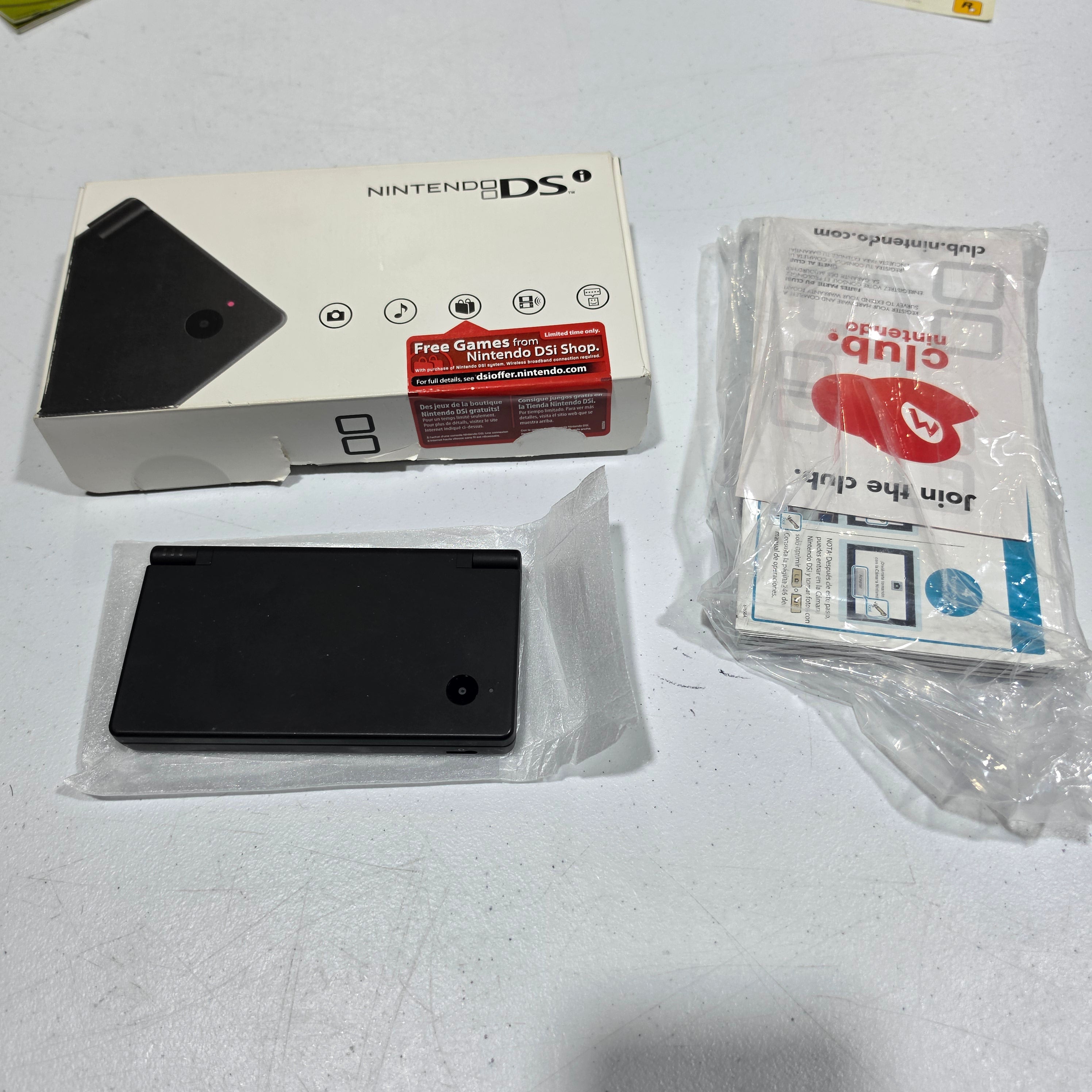 (CIB) Nintendo DSi Black Handheld Console