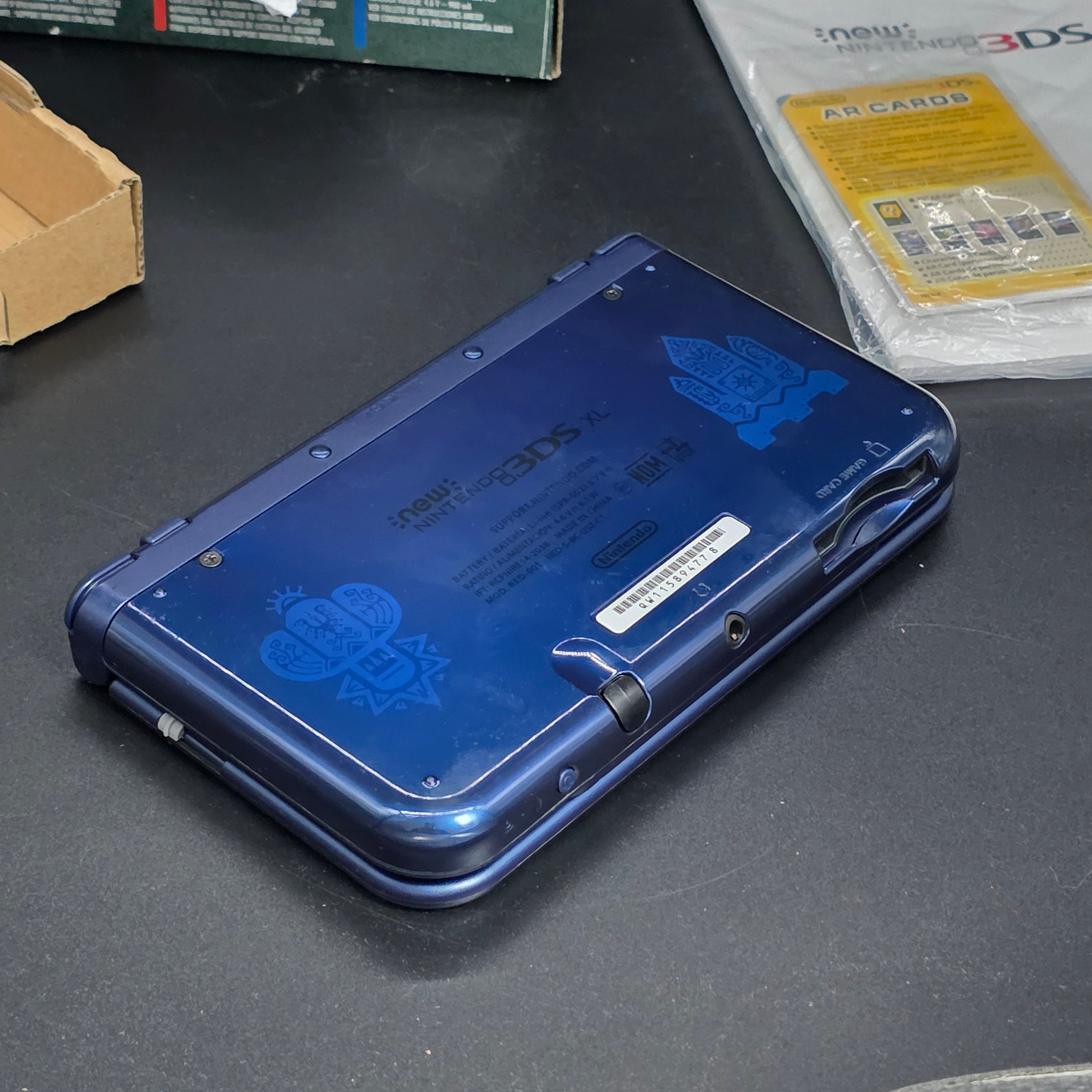 (CIB) "New" Nintendo 3DS XL Monster Hunter Generations Edition