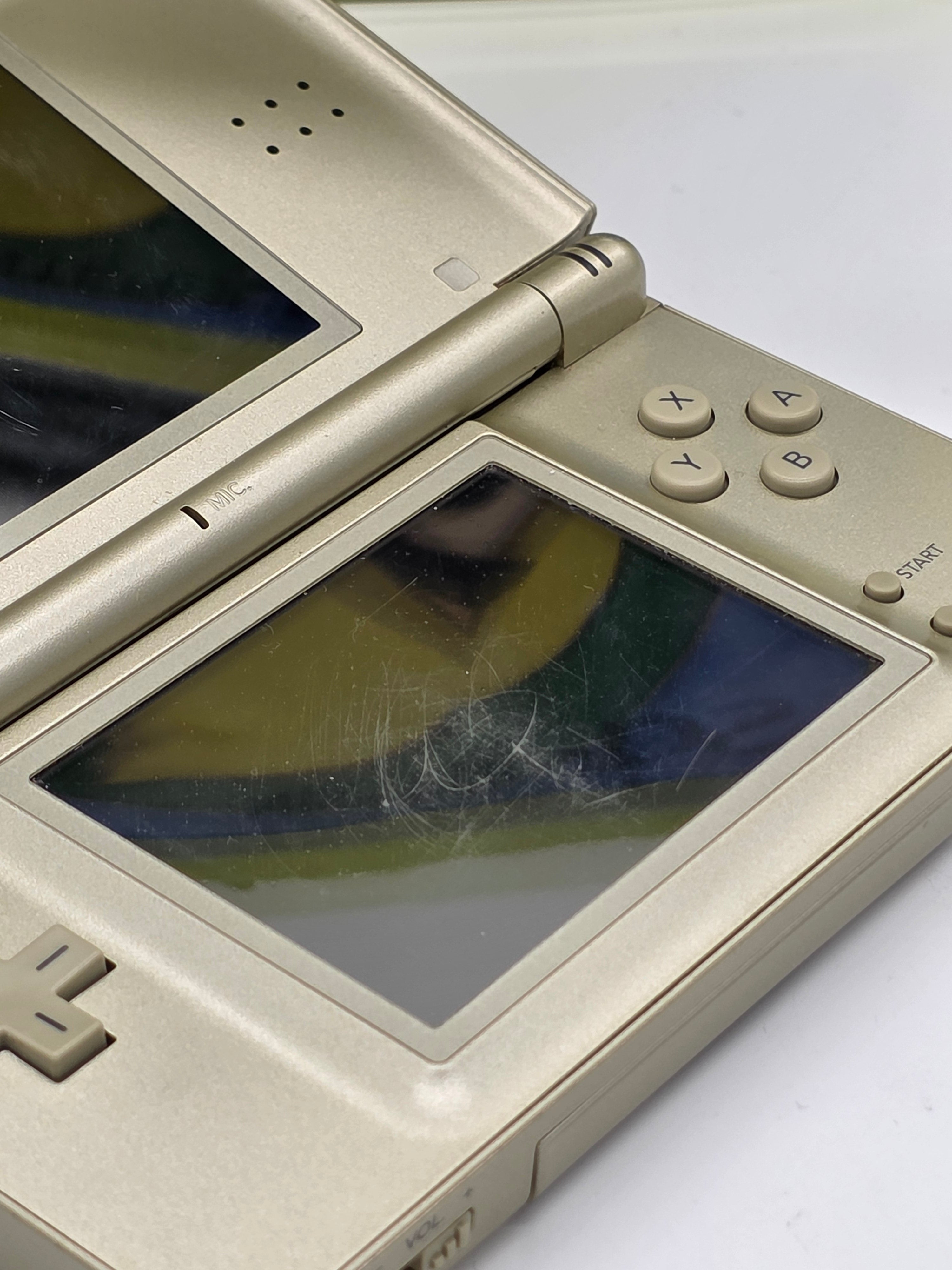 Nintendo DS Lite Zelda Handheld Console + Lunch Box