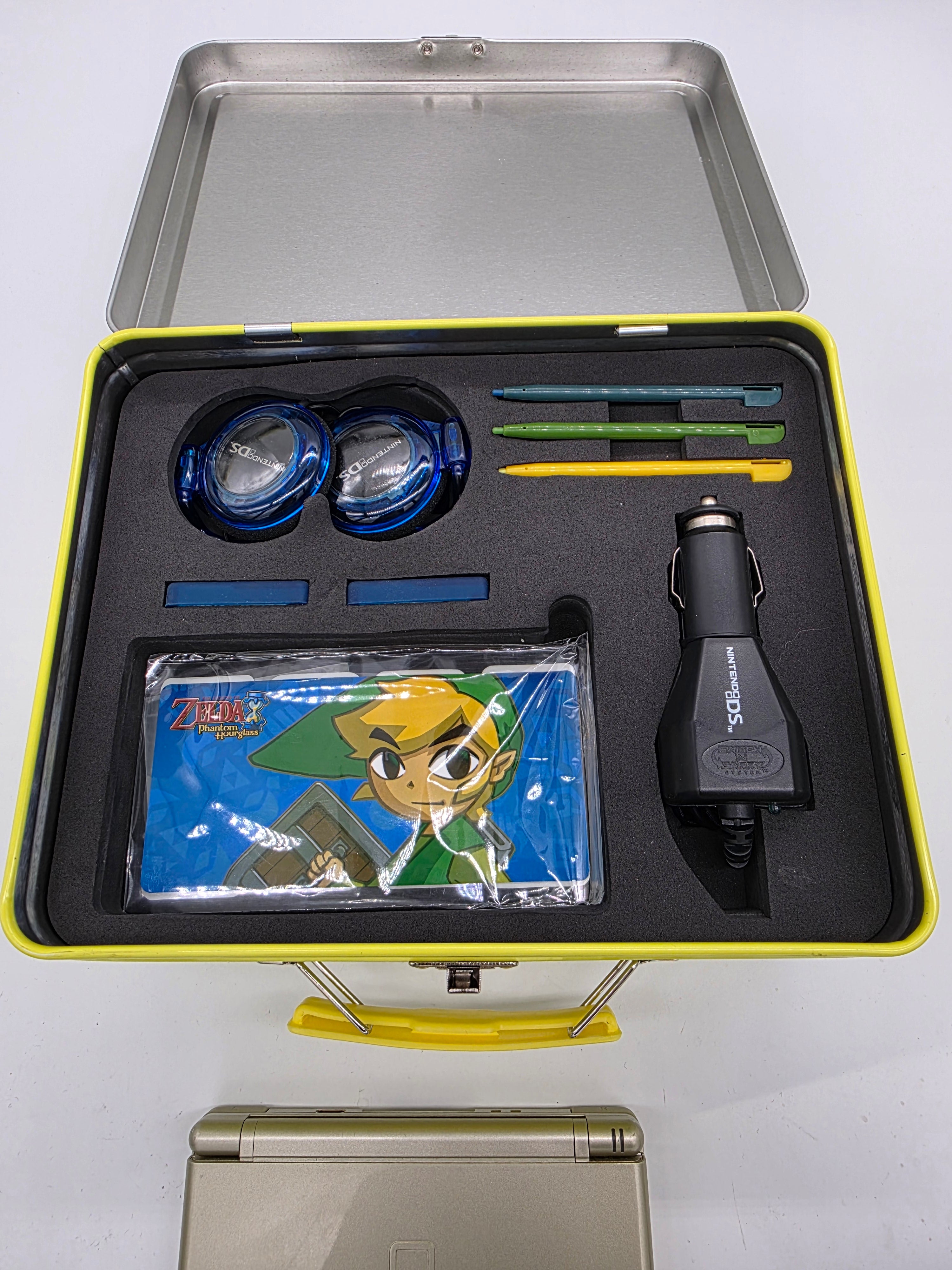 Nintendo DS Lite Zelda Handheld Console + Lunch Box