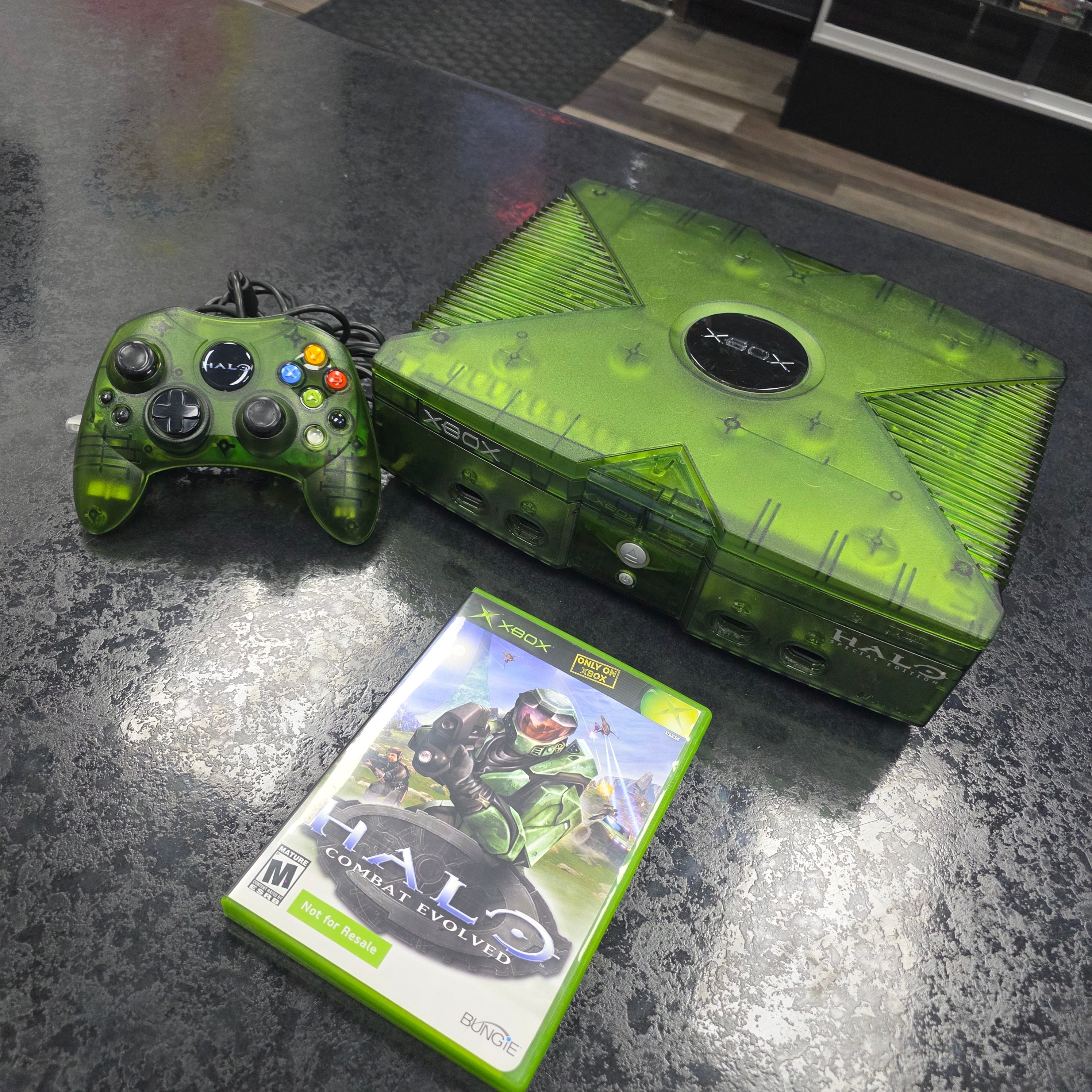 Microsoft Original OG Xbox Halo Edition Green Clear Console Bundle