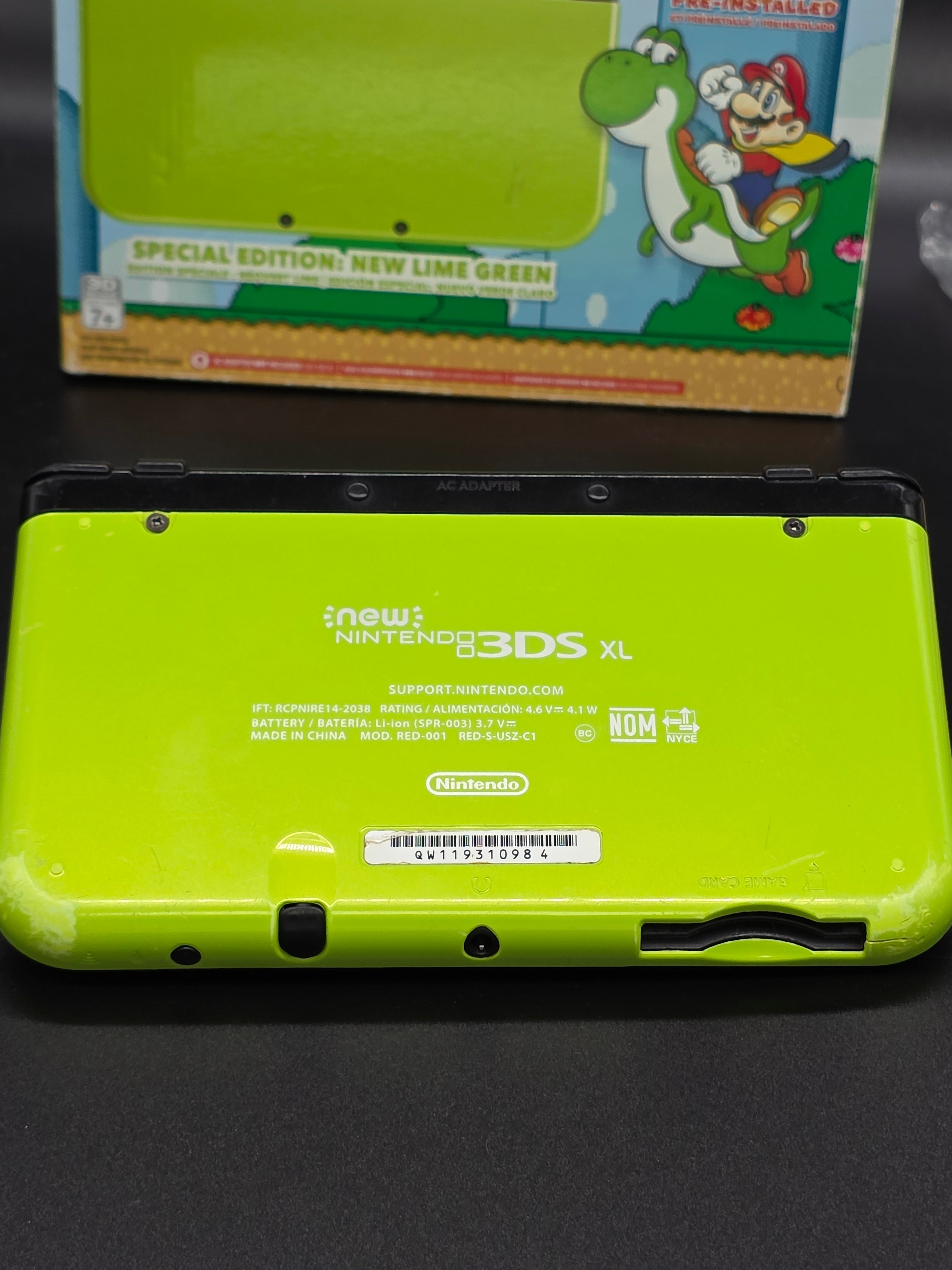 New Nintendo 3DS XL Special Edition: New Lime Green w/Super Mario World - Amazon Exclusive