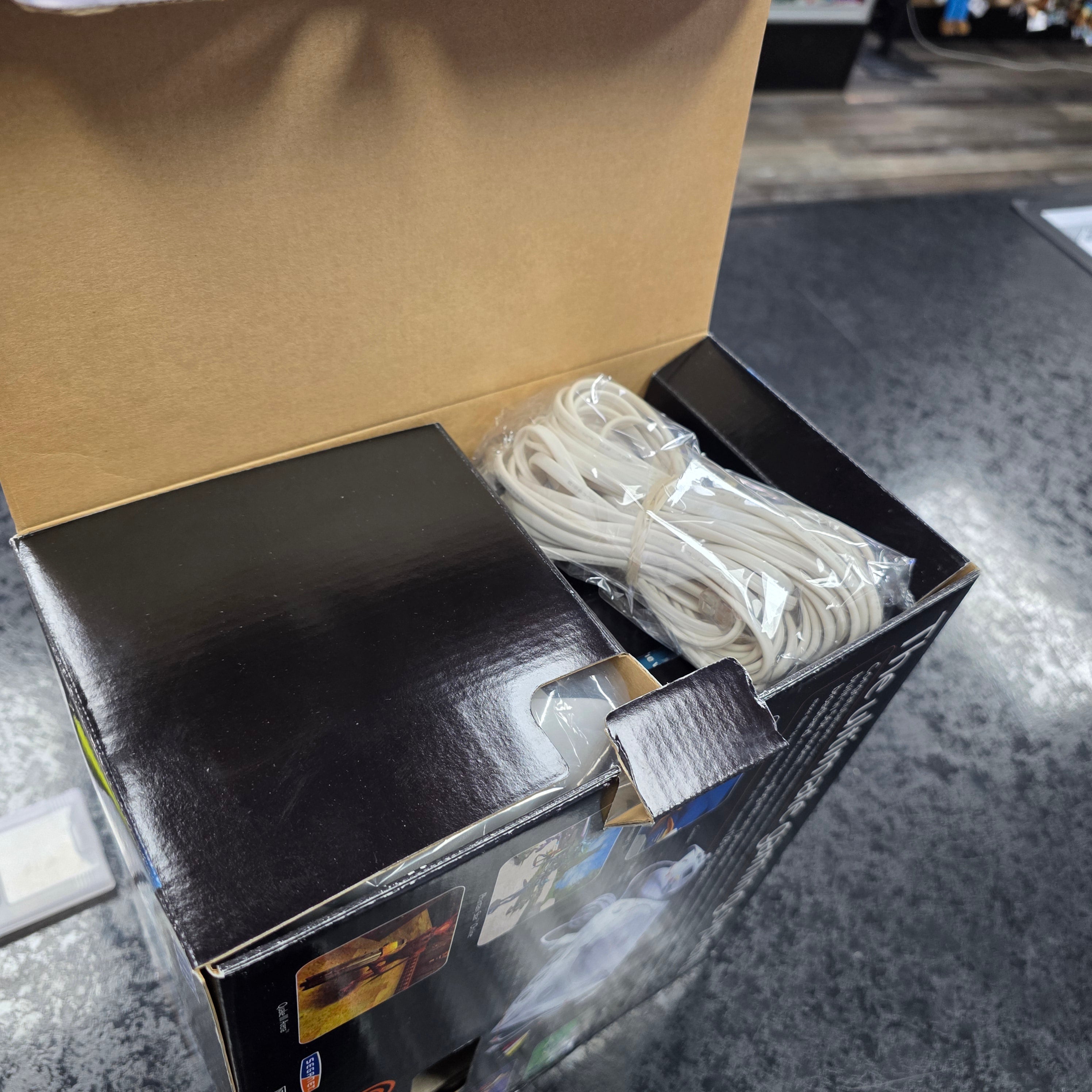 Sega Dreamcast Console Bundle (Console and Box)