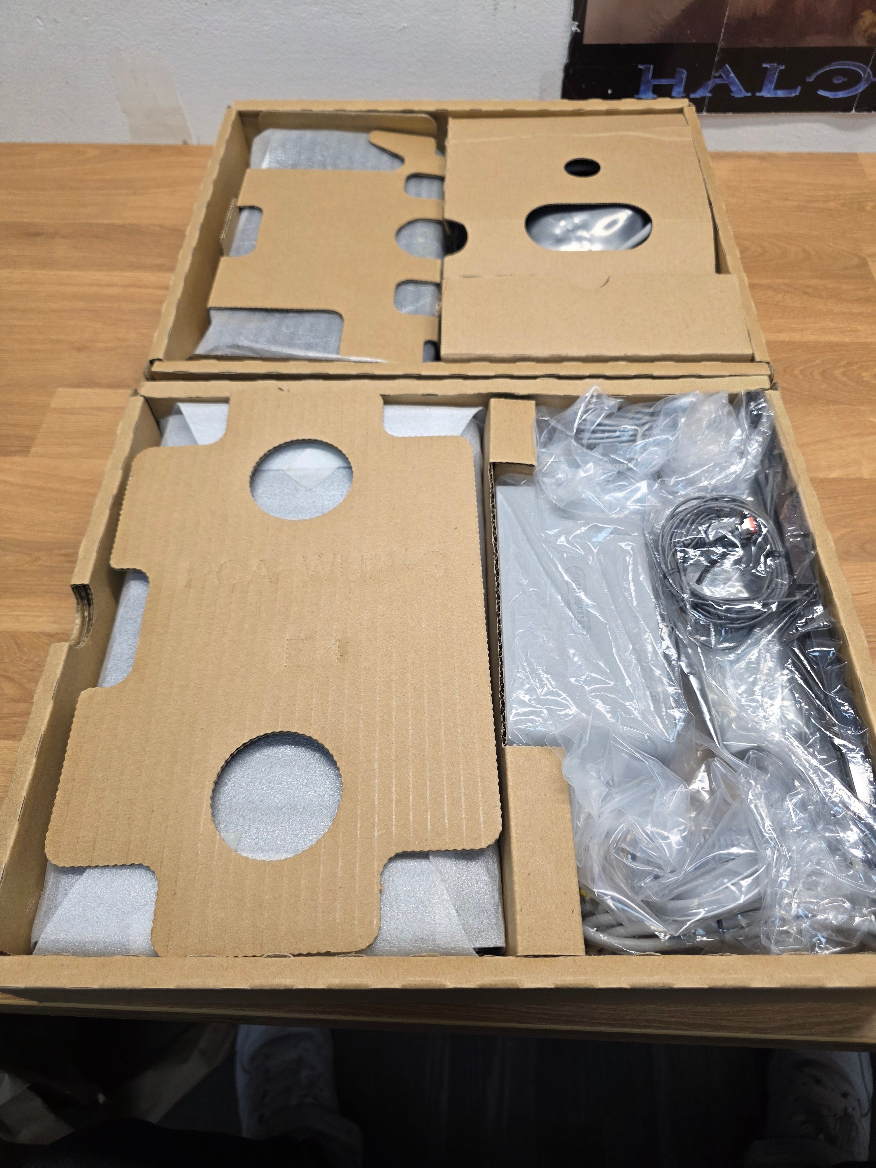 Nintendo Wii U Zelda Windwaker Deluxe Set 32GB * BRAND NEW