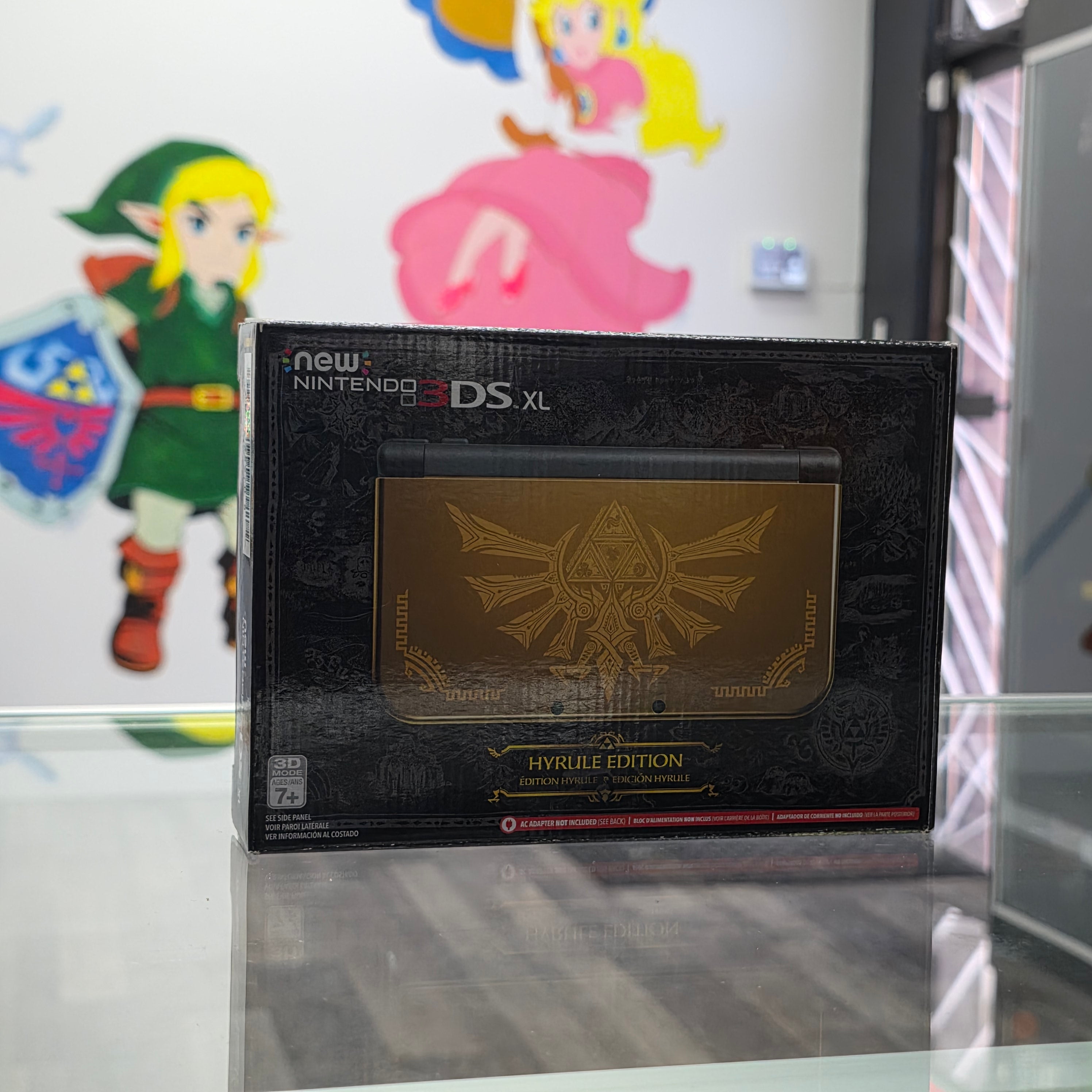 CIB "New" Nintendo 3DS XL Hyrule Edition