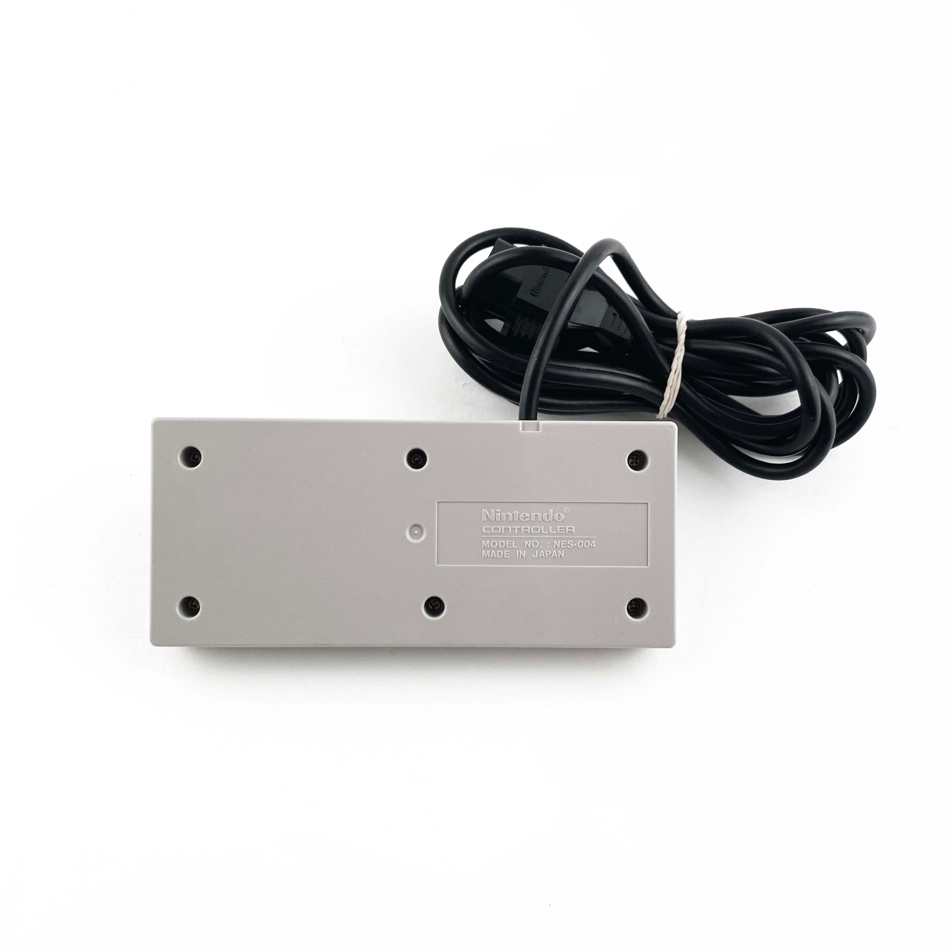 Nintendo NES Controller (NES-004)
