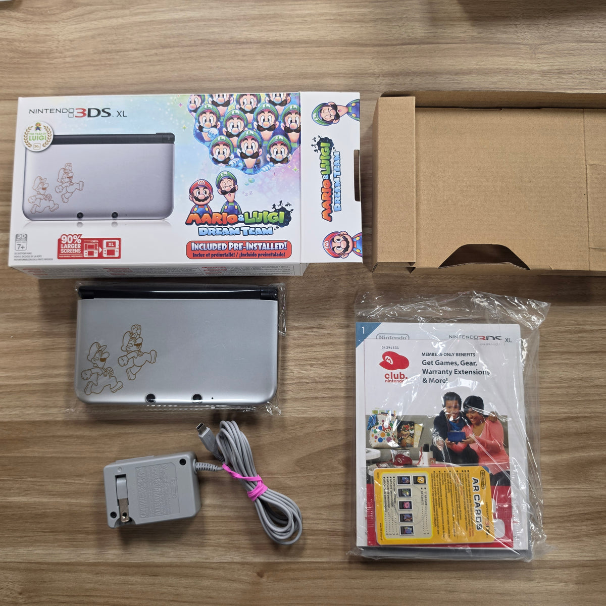 Nintendo Silver 3DS XL with Mario & Luigi : Dream Team  Handheld Console (CIB)