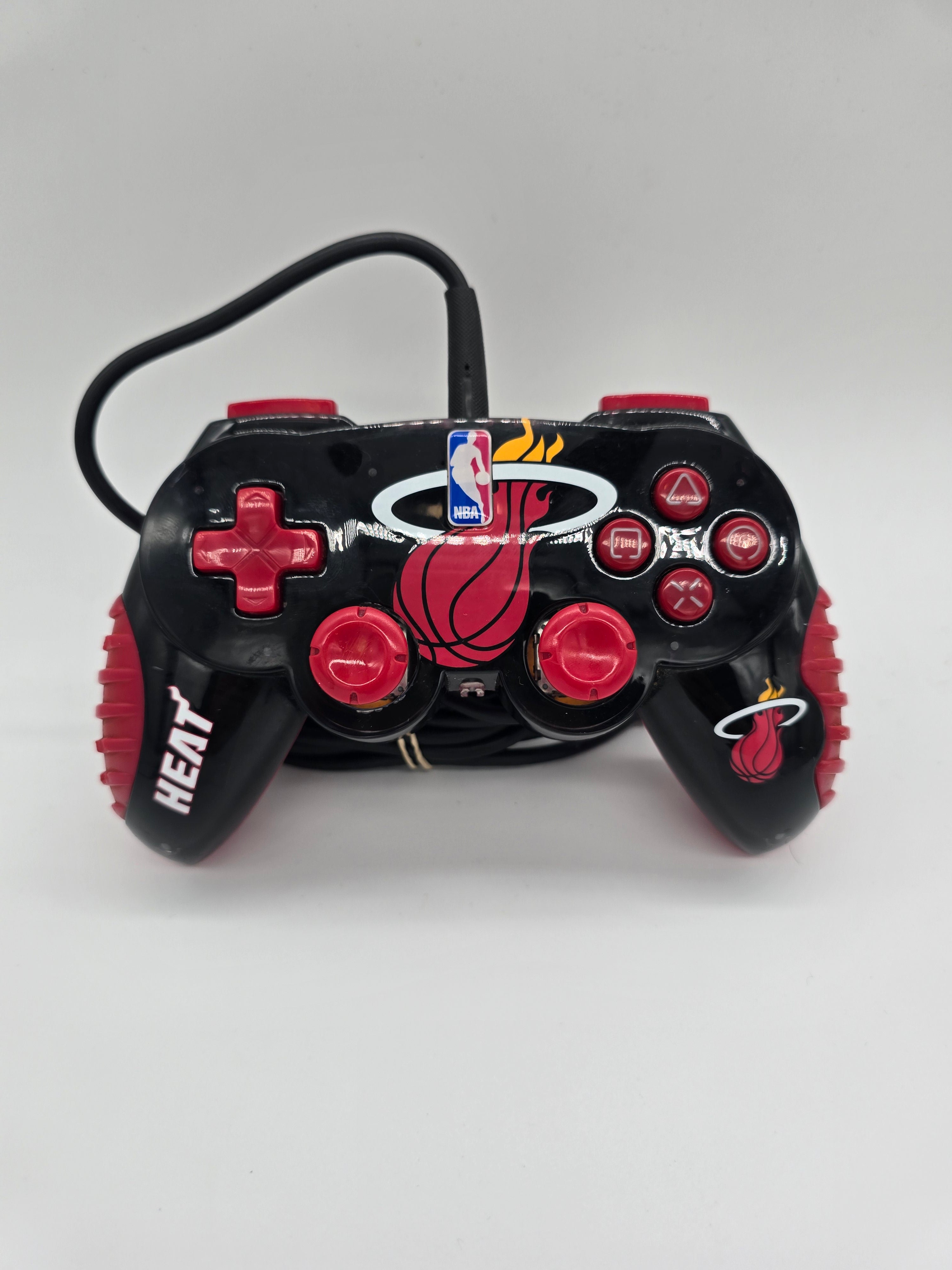 Miami Heat NBA Basketball Wired Controller - Madcatz Control Pad Pro PS1 or PS2