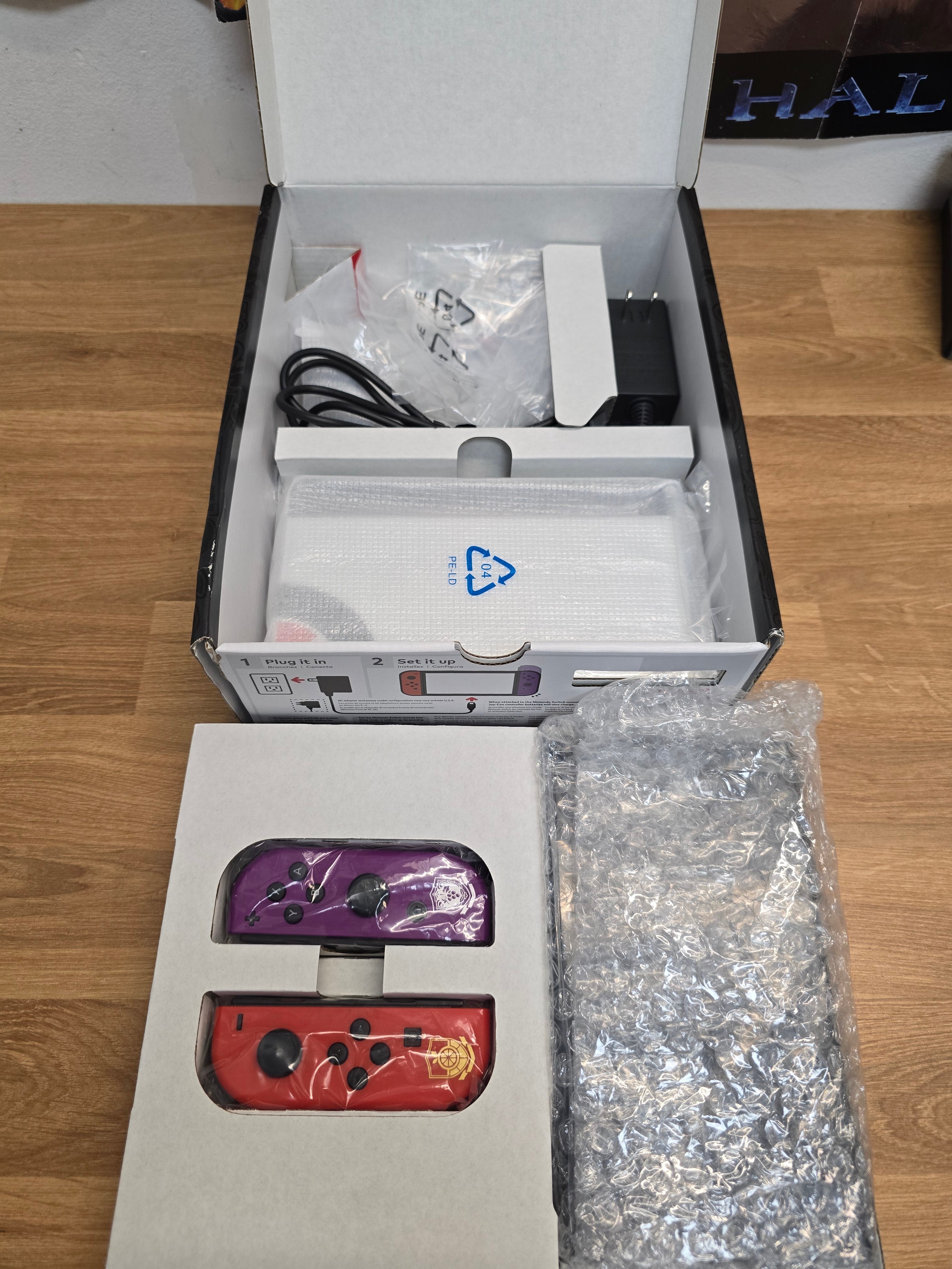 Nintendo Switch Oled Pokemon Scarlet & Violet Edition (JP Version) - Console Bundle