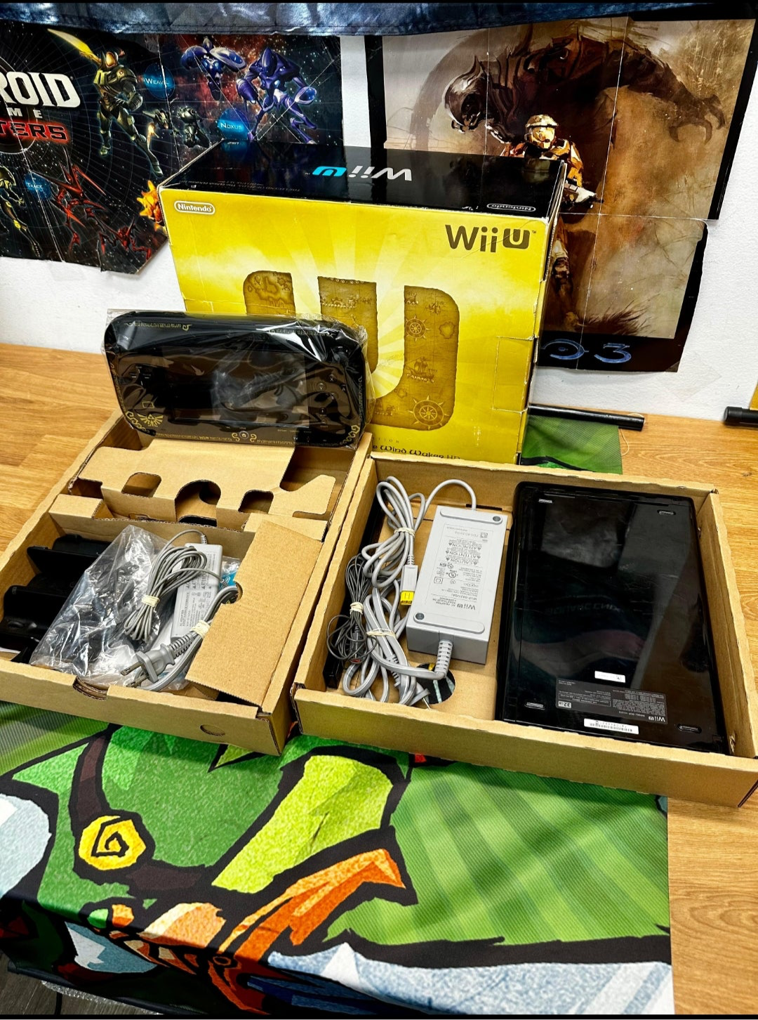 Wii U Console Deluxe: Zelda Wind Waker Edition