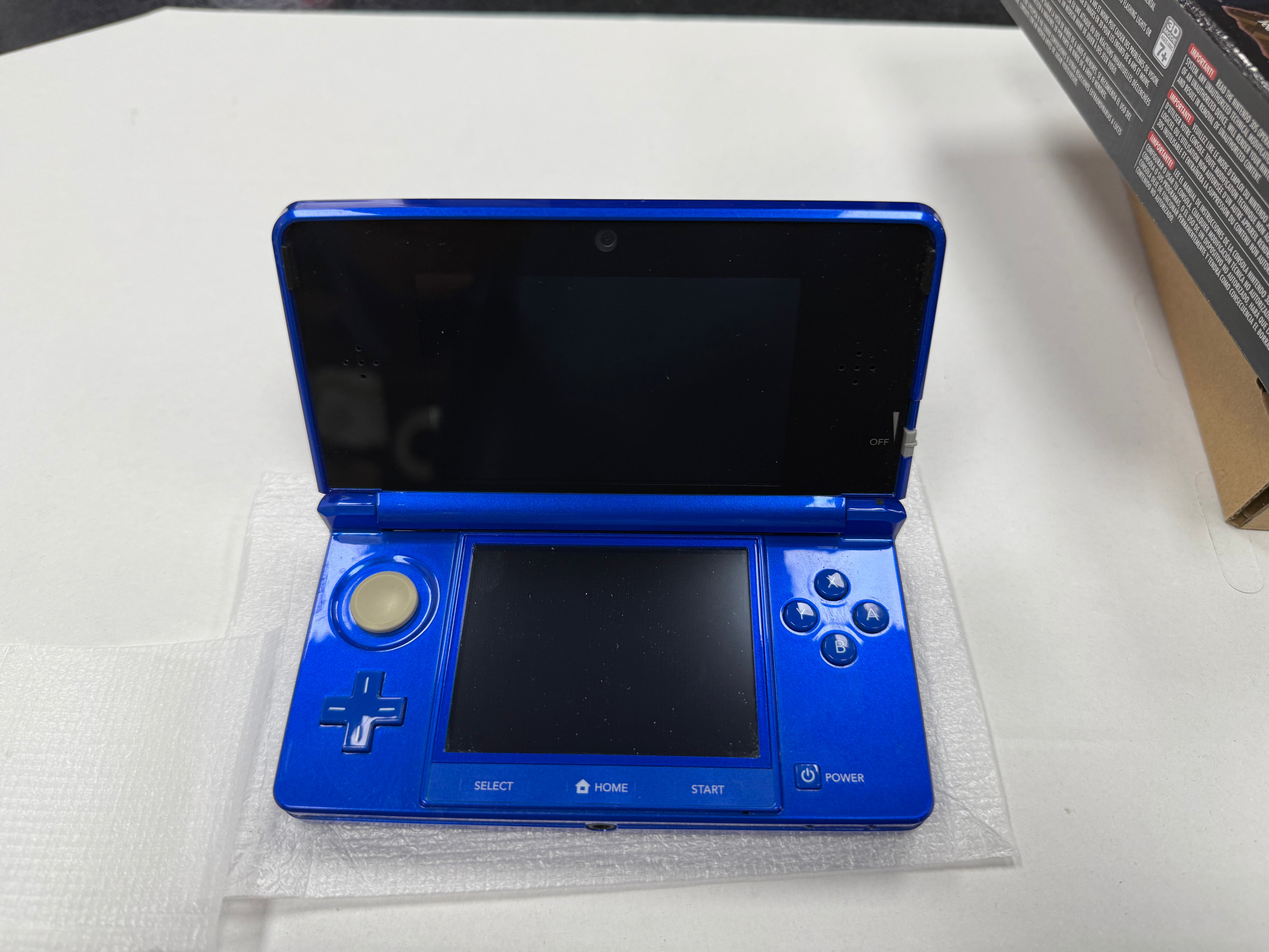 Nintendo 3DS Blue Luigi's Mansion Dark Moon Console Bundle [Limited Edition]