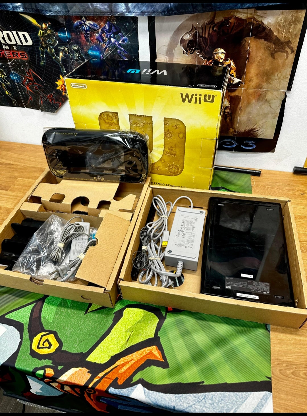 Wii U Console Deluxe: Zelda Wind Waker Edition