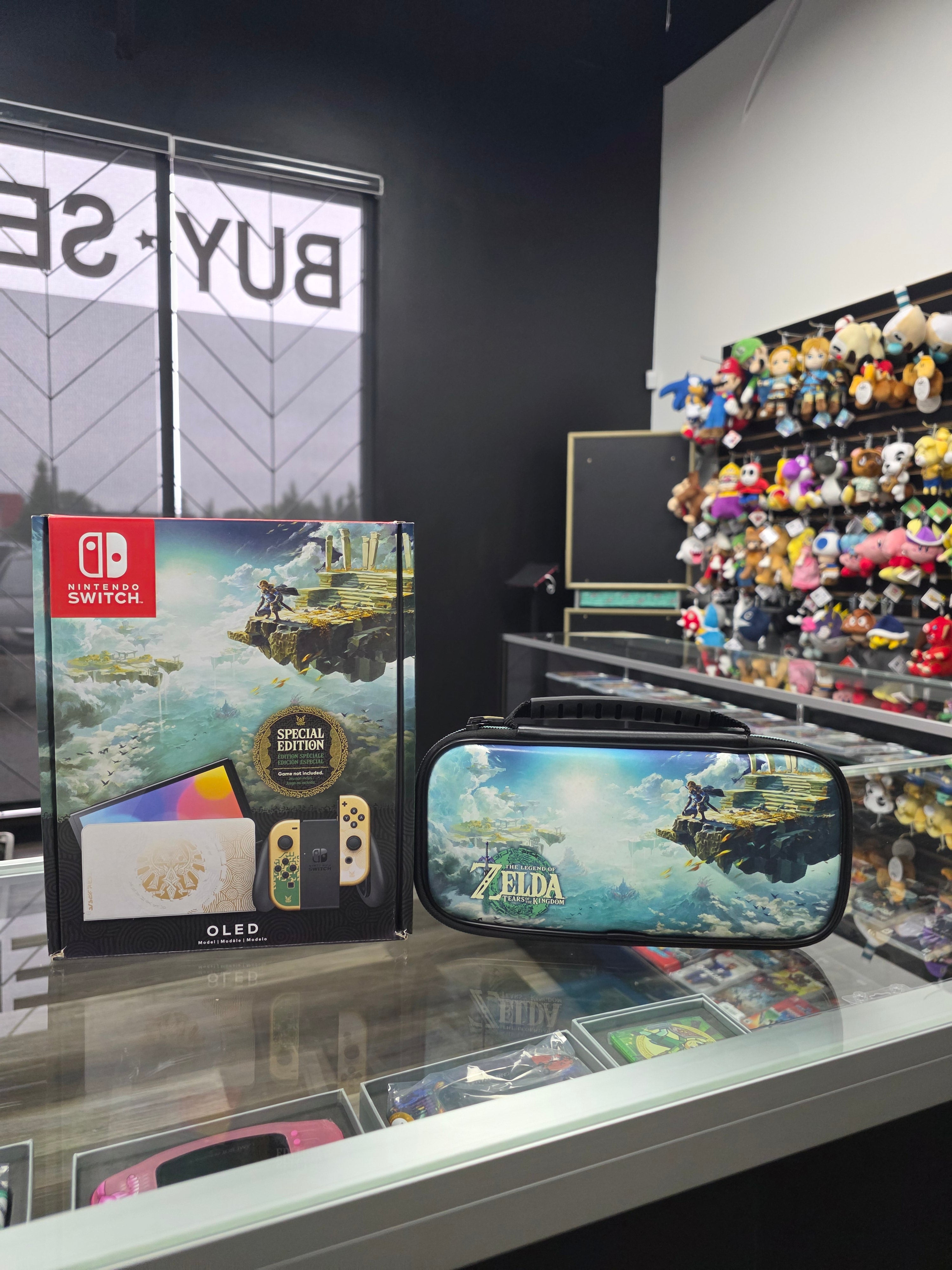 Nintendo Switch Oled - Zelda Tears Of the Kingdom Edition - Console Bundle