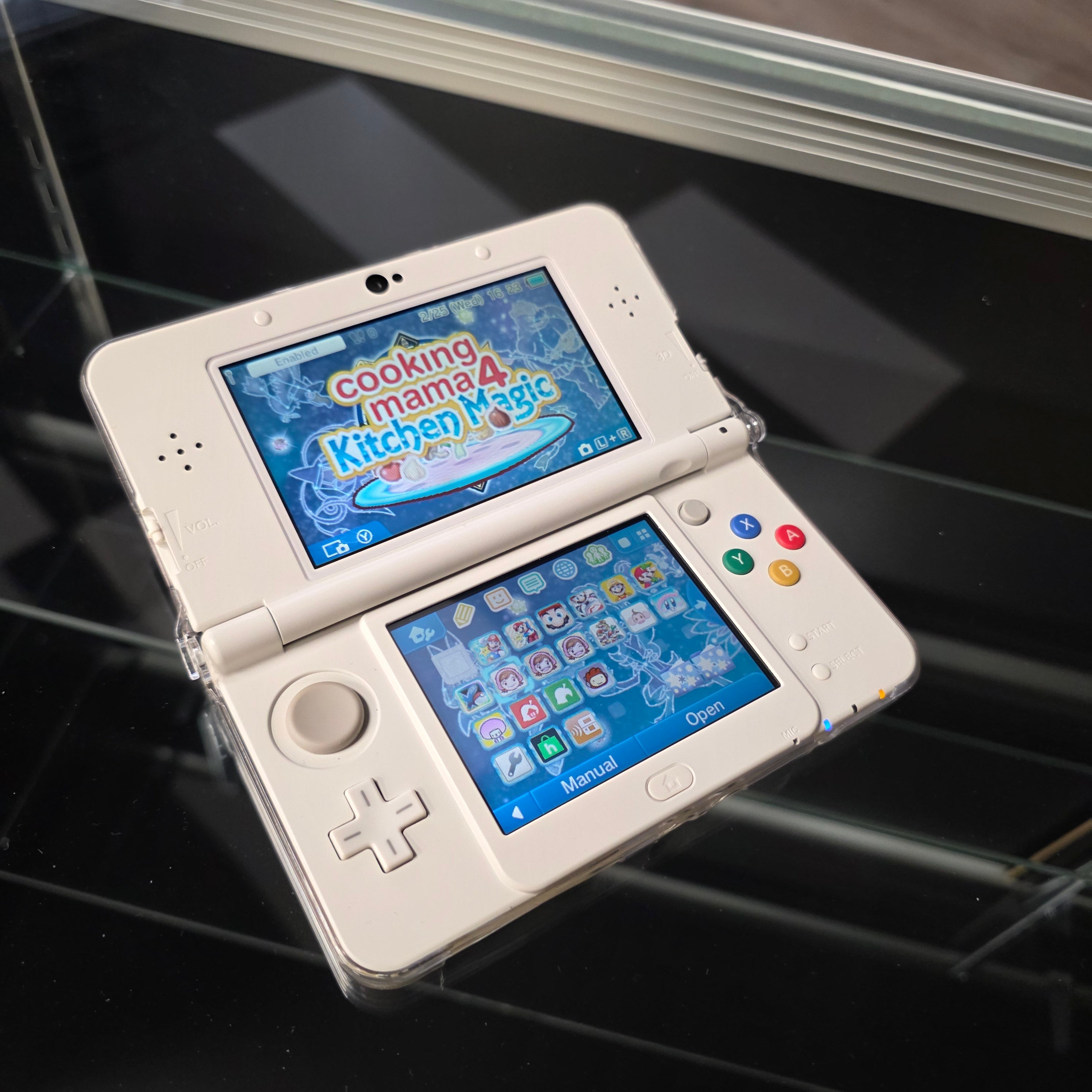 (Modded) New Nintendo 3DS [Hand Painted] Handheld Console