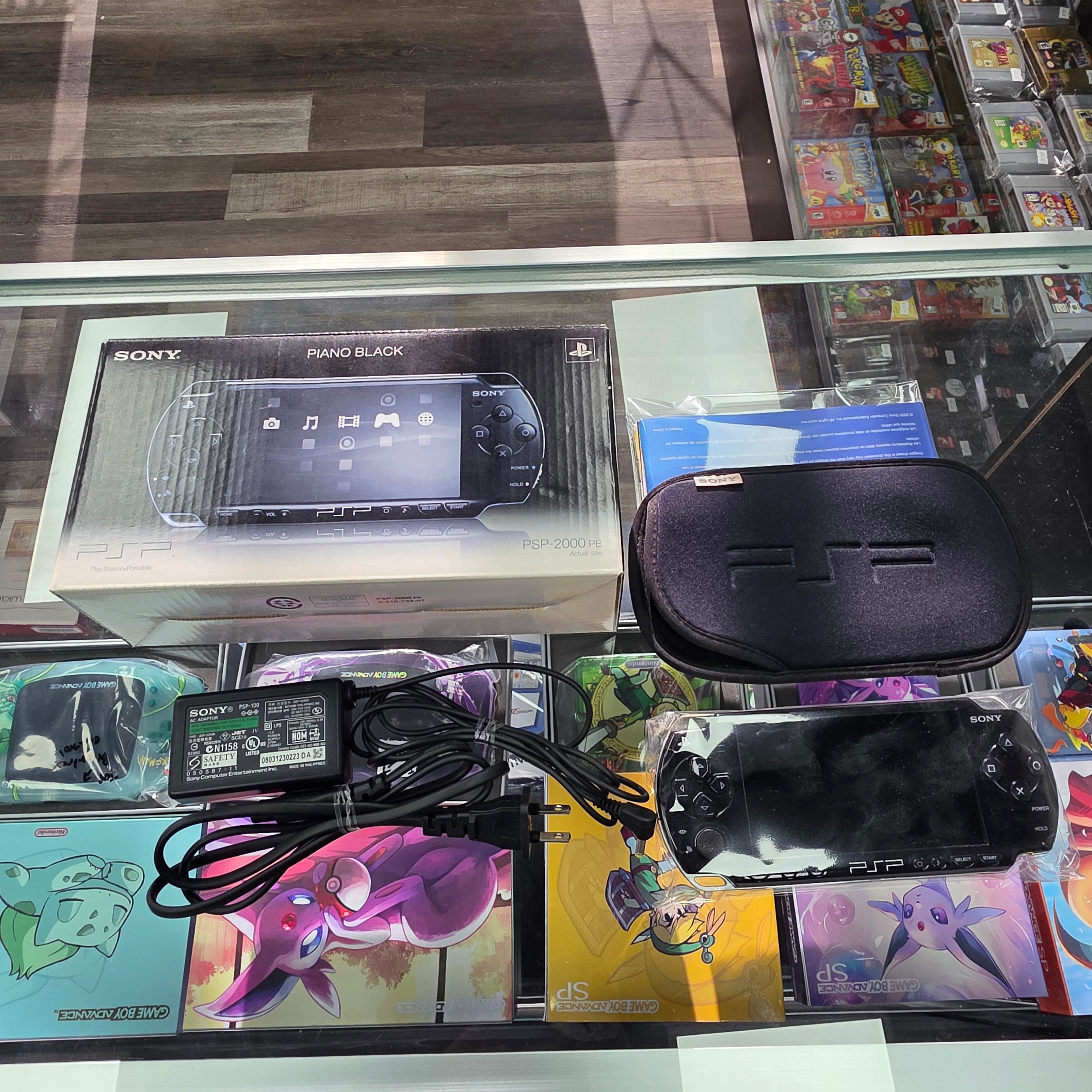 (Complete in box) Sony PlayStation Portable PSP Black Model 2000 Handheld Console (Japanese)