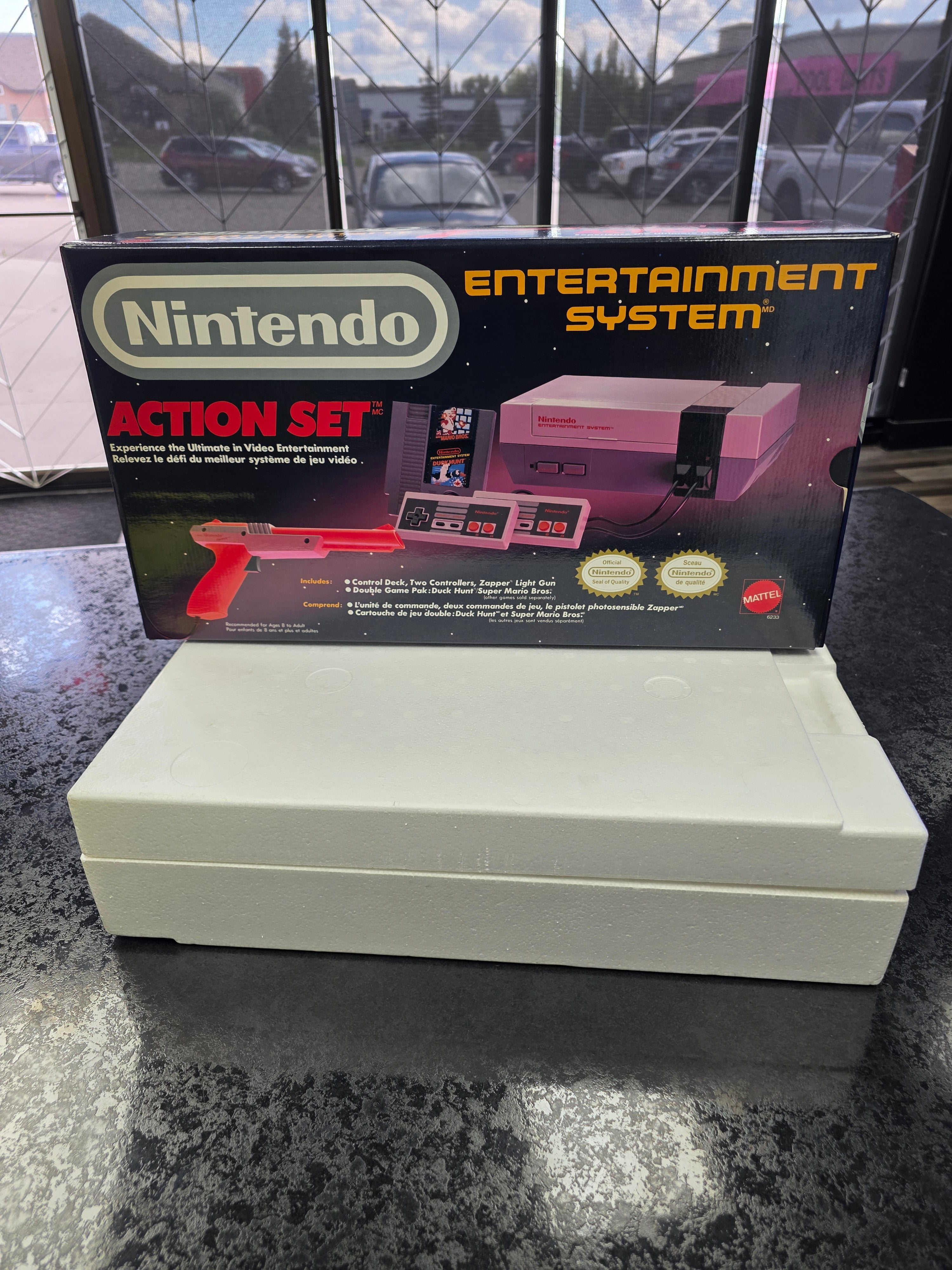 CIB Nintendo NES Action Set - Console Bundle