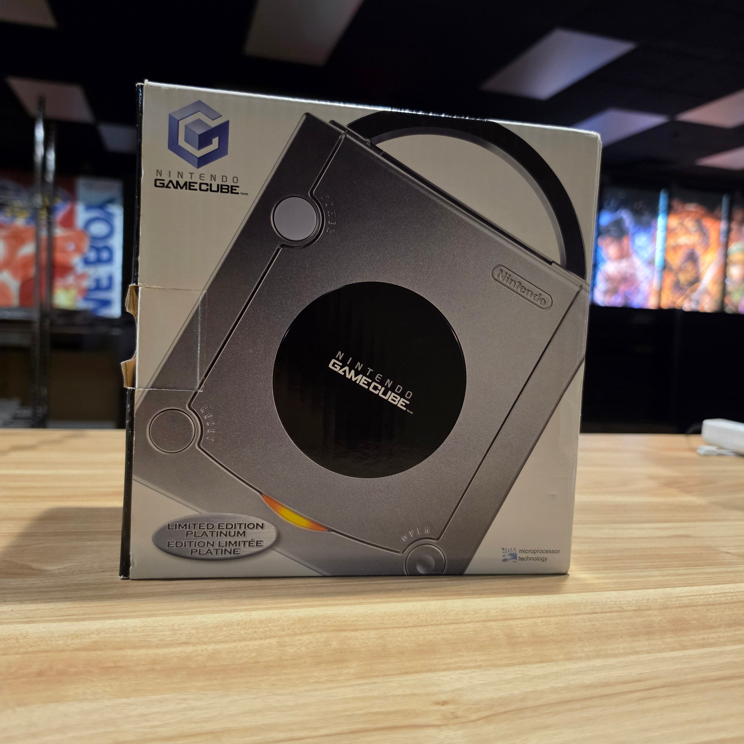 Nintendo GameCube Platinum Silver Console Bundle Complete in Box