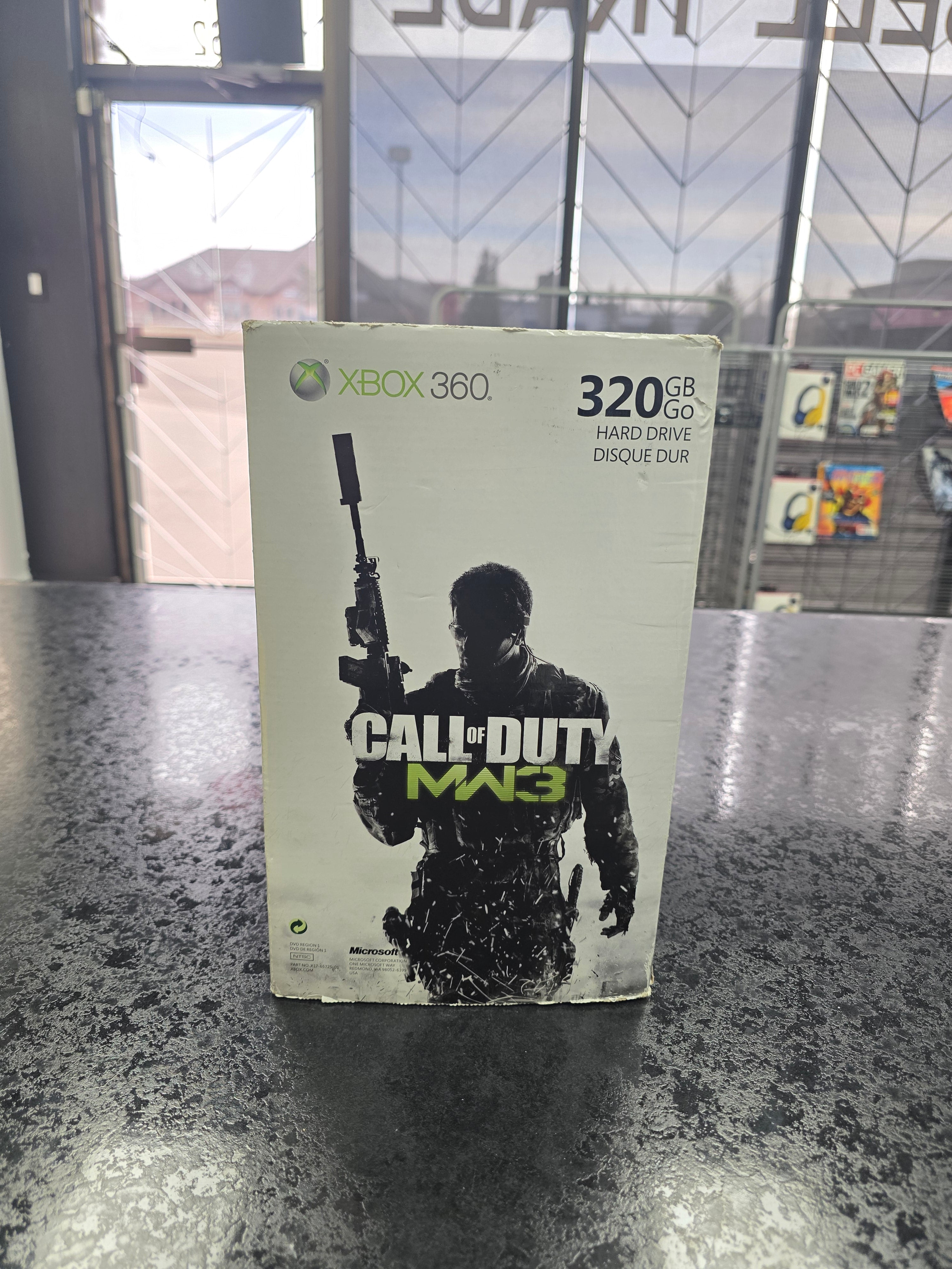 CIB Microsoft Xbox 360 Slim Limited Edition Call Of Duty Modern Warefare 3