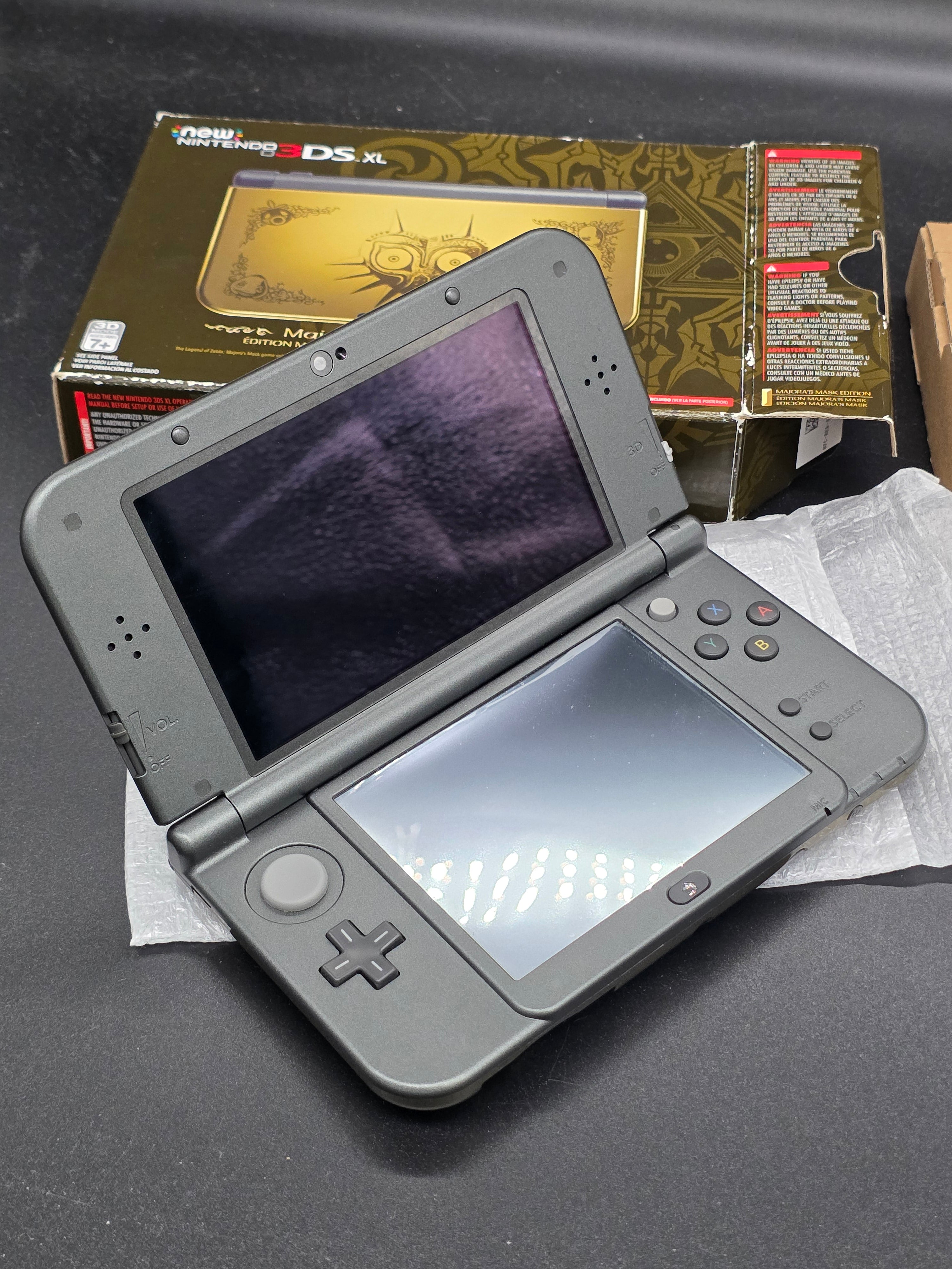 CIB New Nintendo 3DS XL Majora's Mask Limited Edition