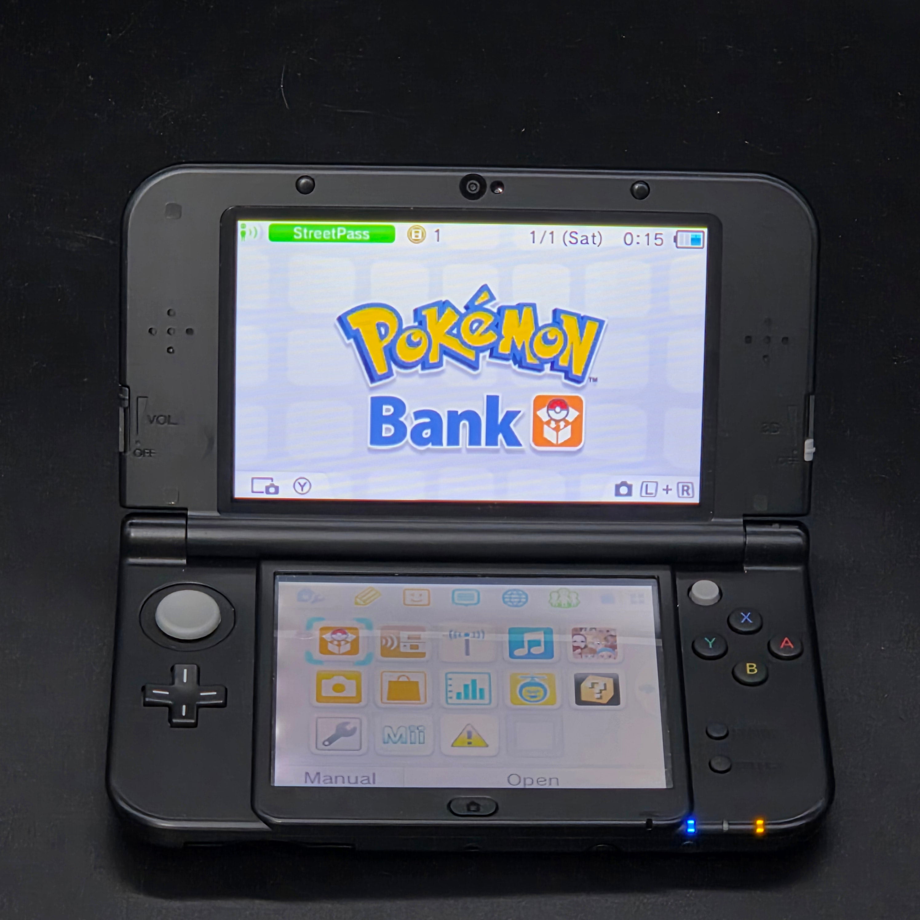 "New" Nintendo 3DS XL Pokemon Solgaleo Lunala Handheld Console [With Pokemon Bank]