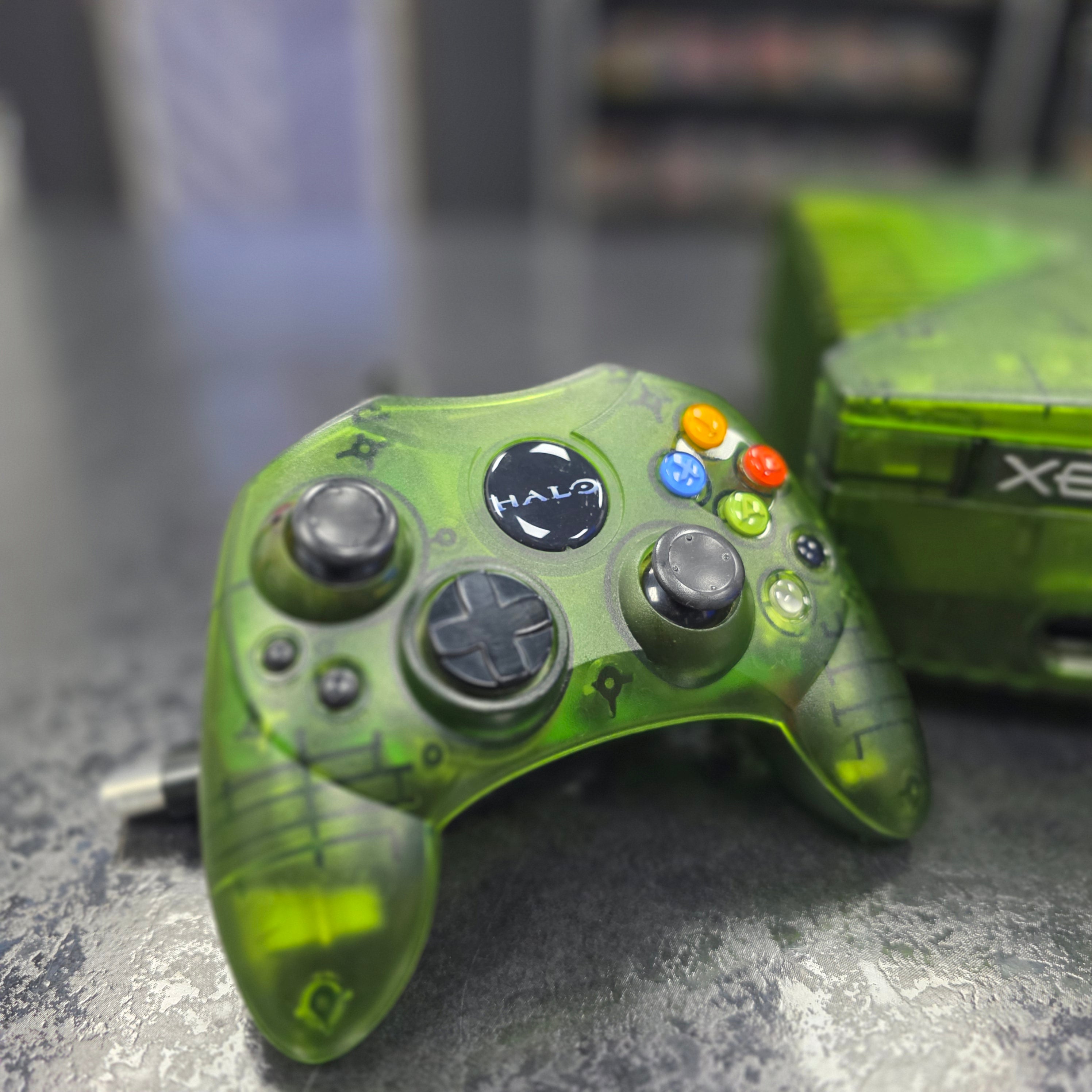 Microsoft Original OG Xbox Halo Edition Green Clear Console Bundle
