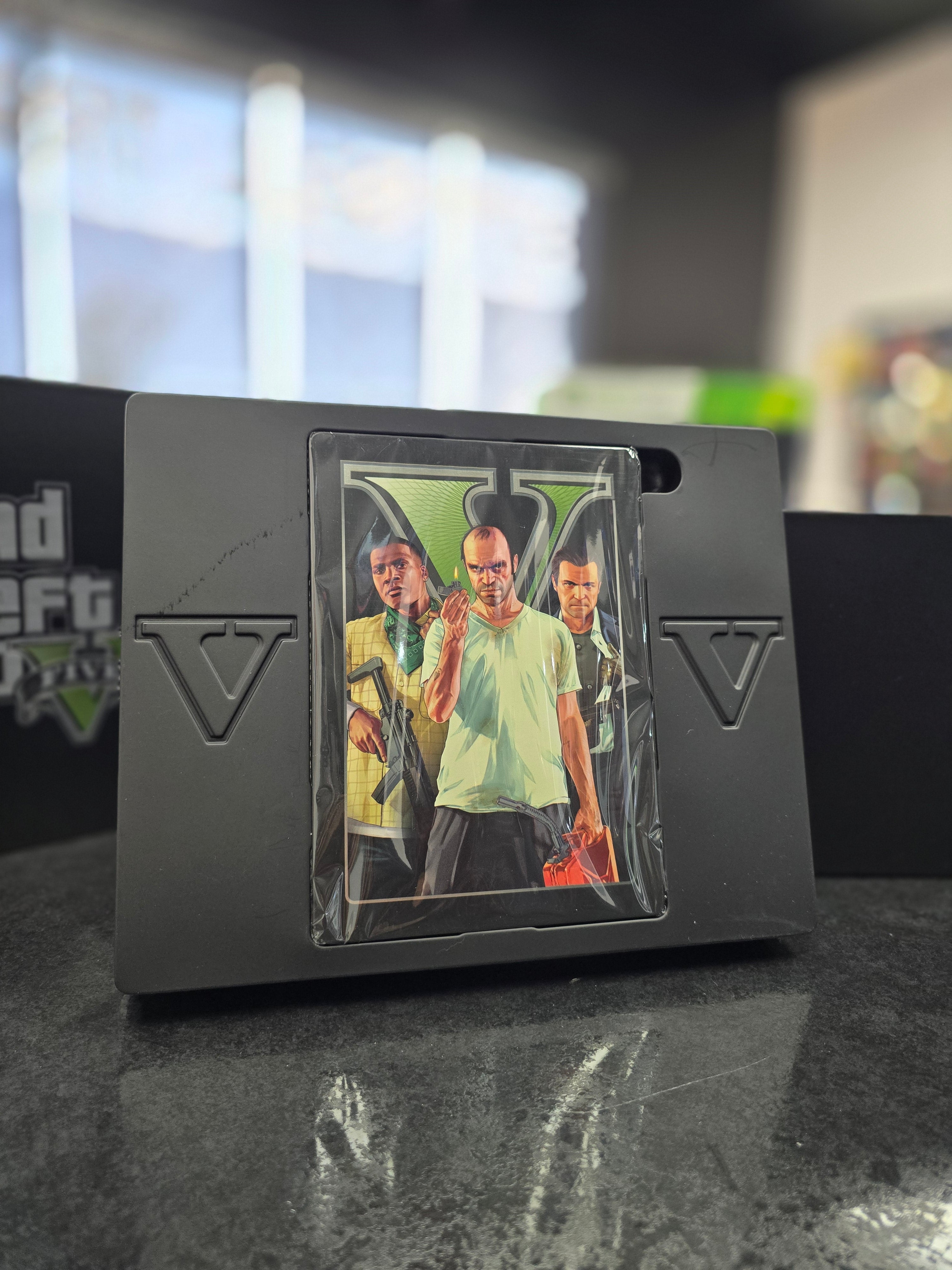 Gtav Gta Xbox 360 Microsoft Store Disc Gta V Xbox Store Microsoft