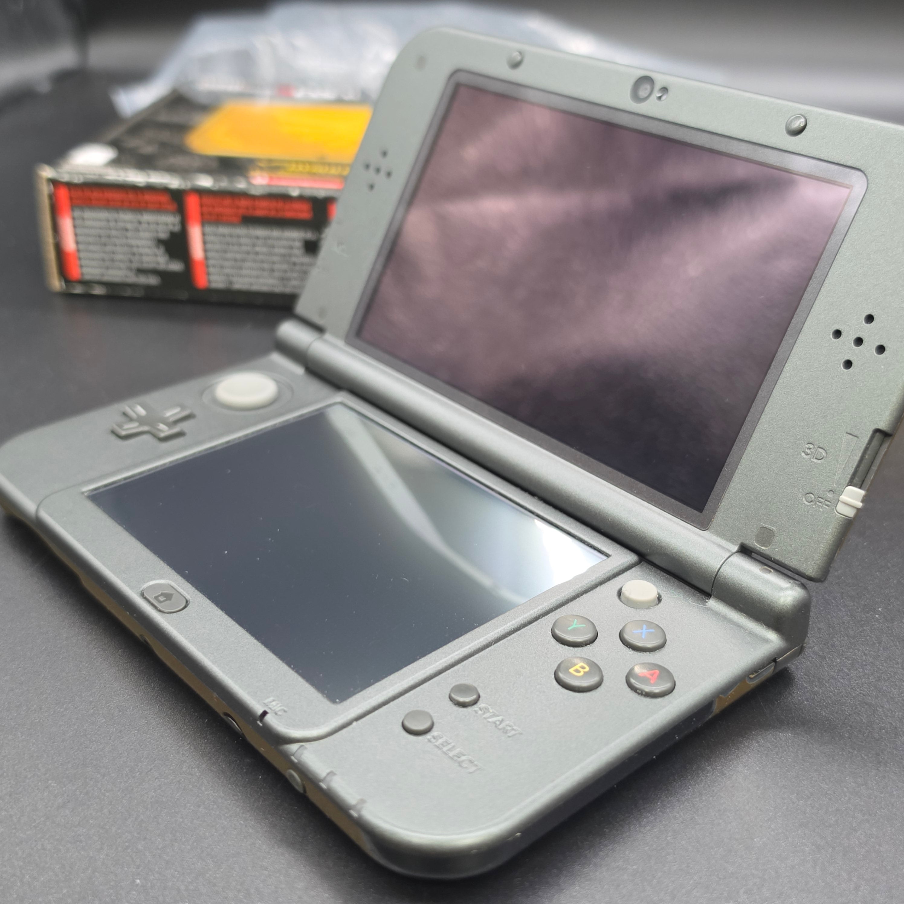 CIB "New" Nintendo 3DS XL Hyrule Edition (B)