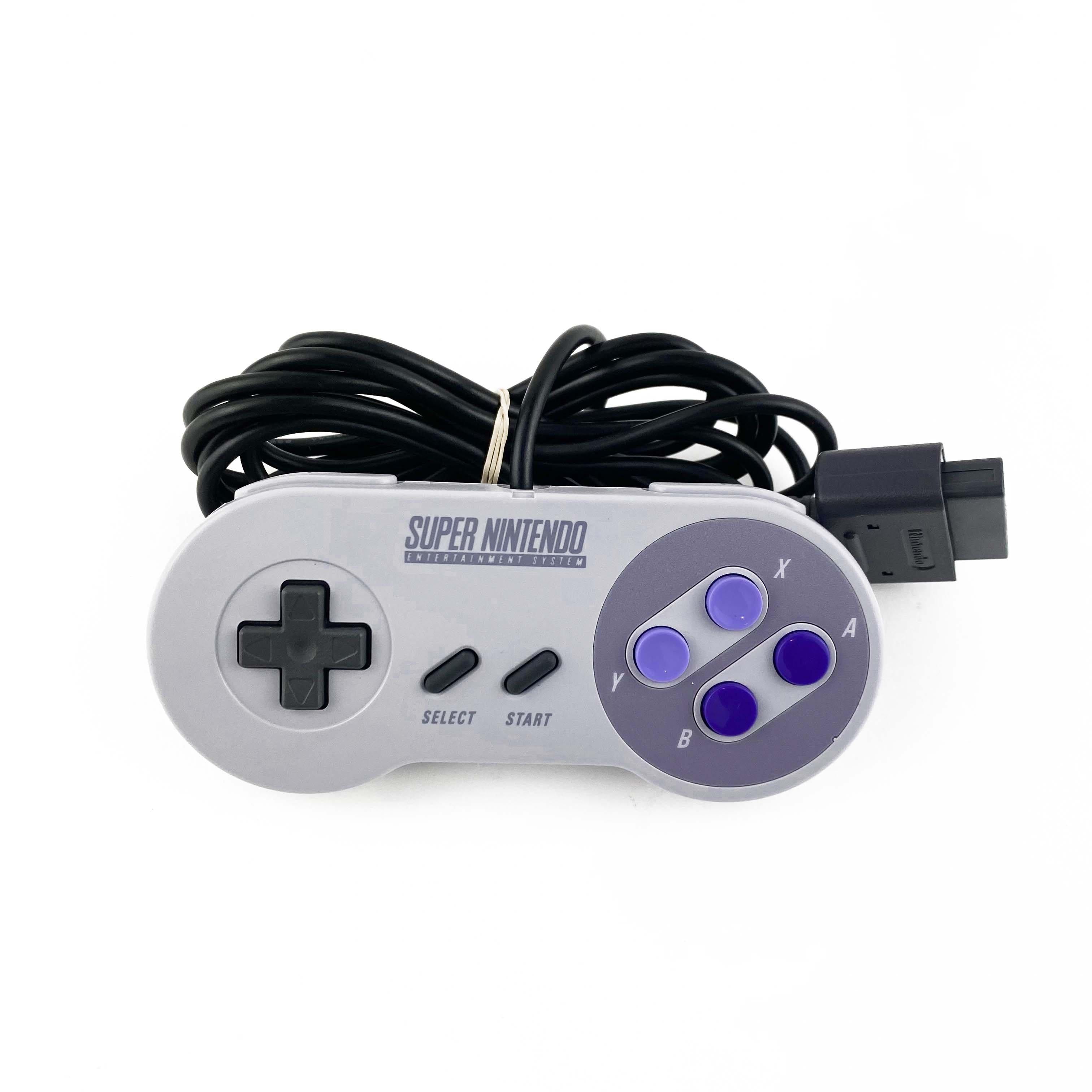 Nintendo SNES Console Bundle (SNS-001)