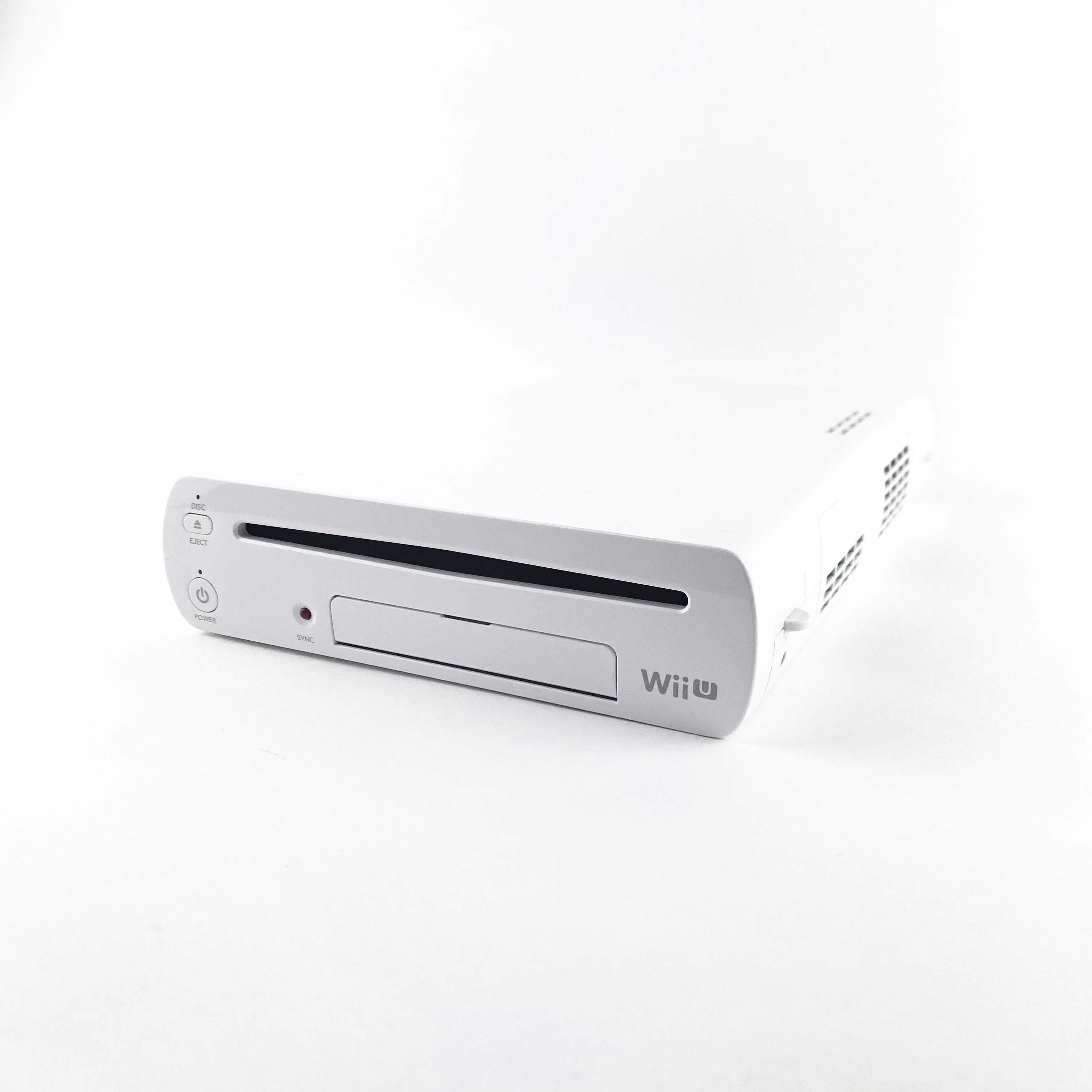 Nintendo Wii U White 8GB Console Bundle